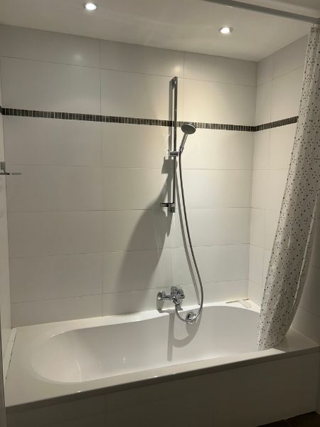 Stijlvol afgewerkt appartement met garage in privé domein De Steelander met natuurvijver en parktuin. foto 15