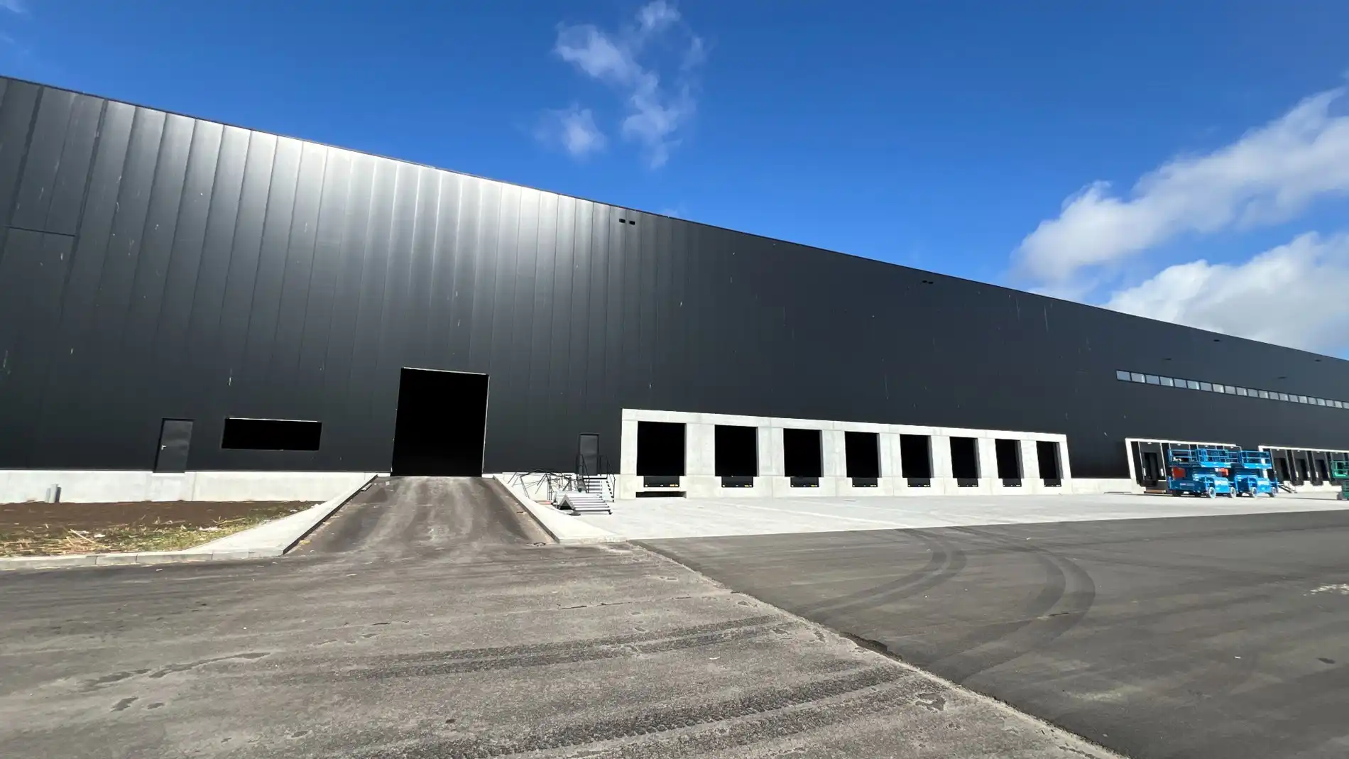 Nieuwbouw logistiek magazijn te huur aan Kluizendok in Haven van Gent foto 10