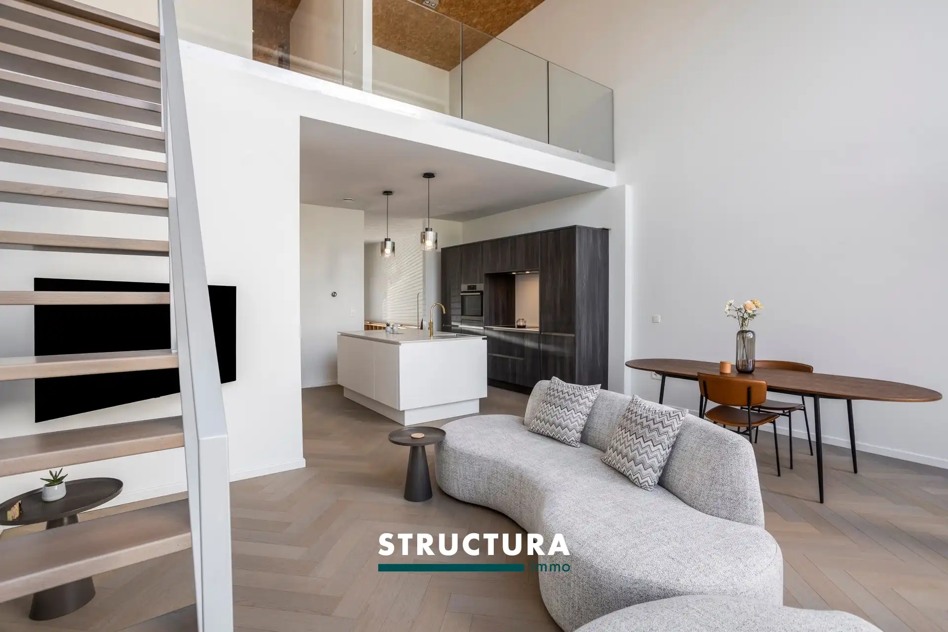 Totaal gerenoveerde woning in rustige, groene omgeving foto 7