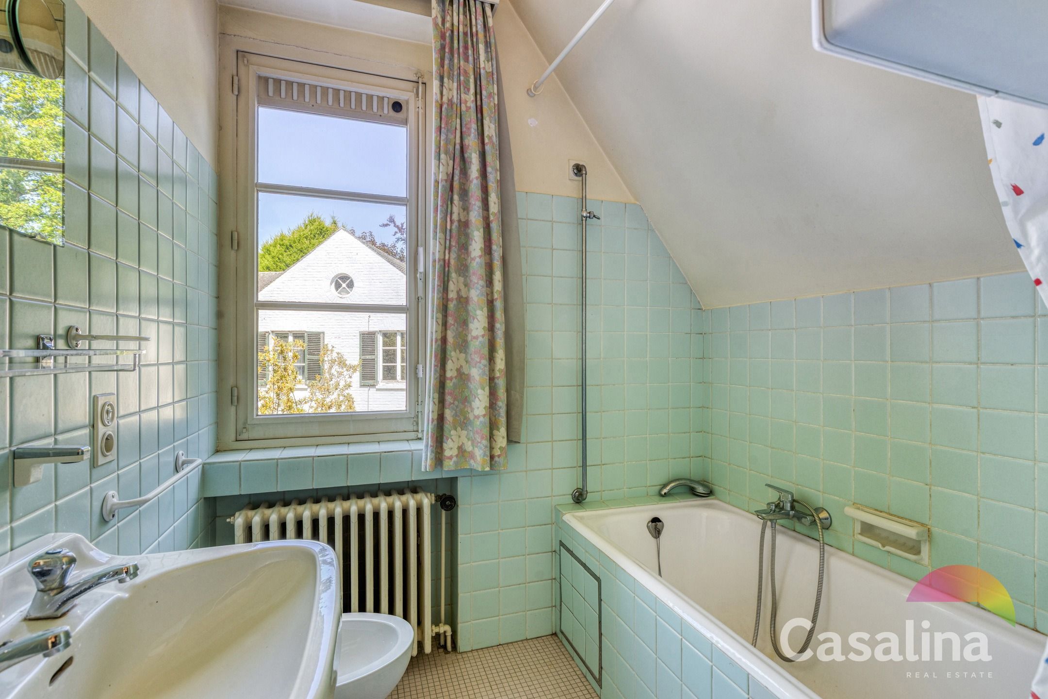 Wijk Baron Albert d'Huart–Viergevelvilla met veel potentieel foto 19