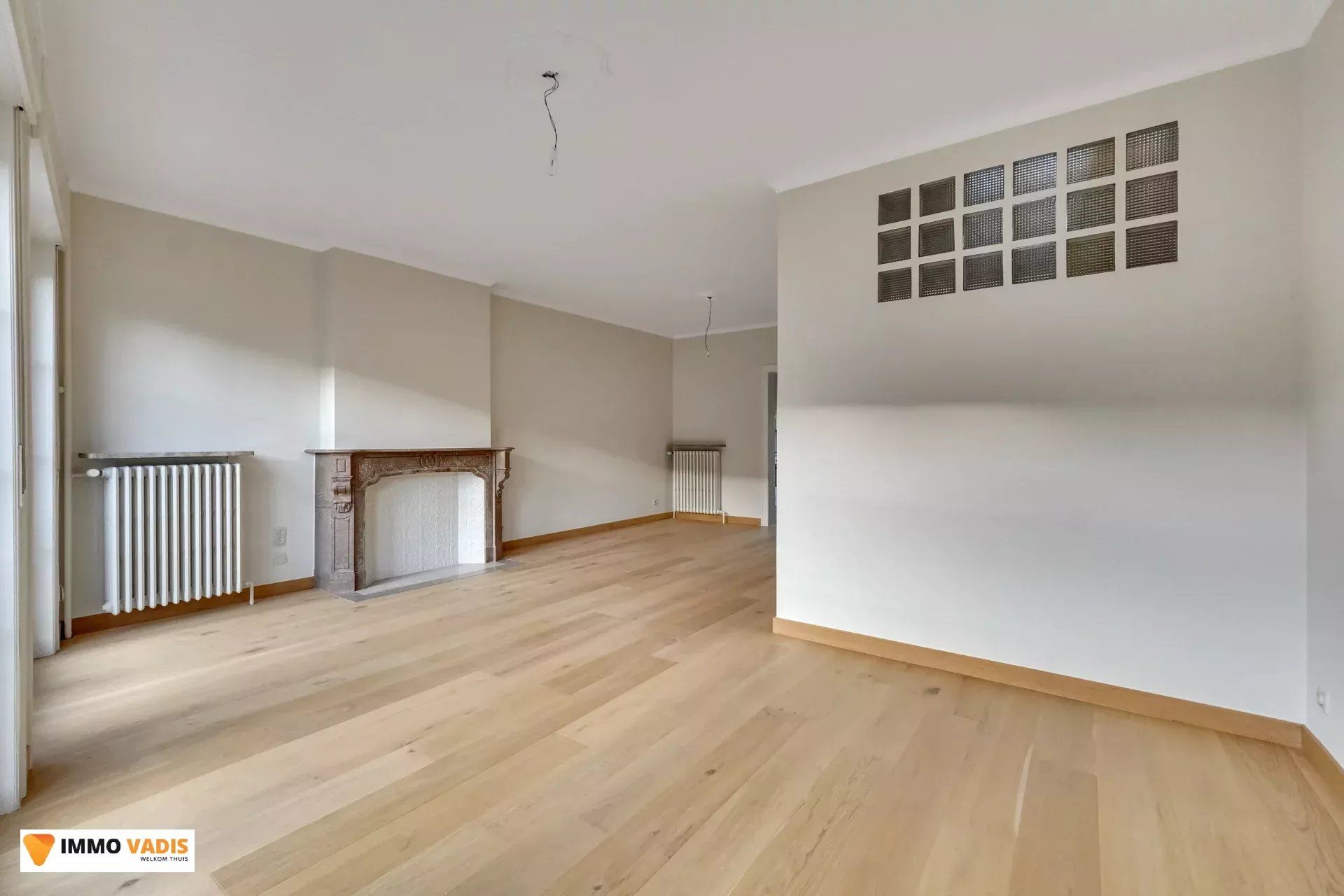 Karaktervolle herenwoning met vier slaapkamers, inpandige garage en tuin foto 6