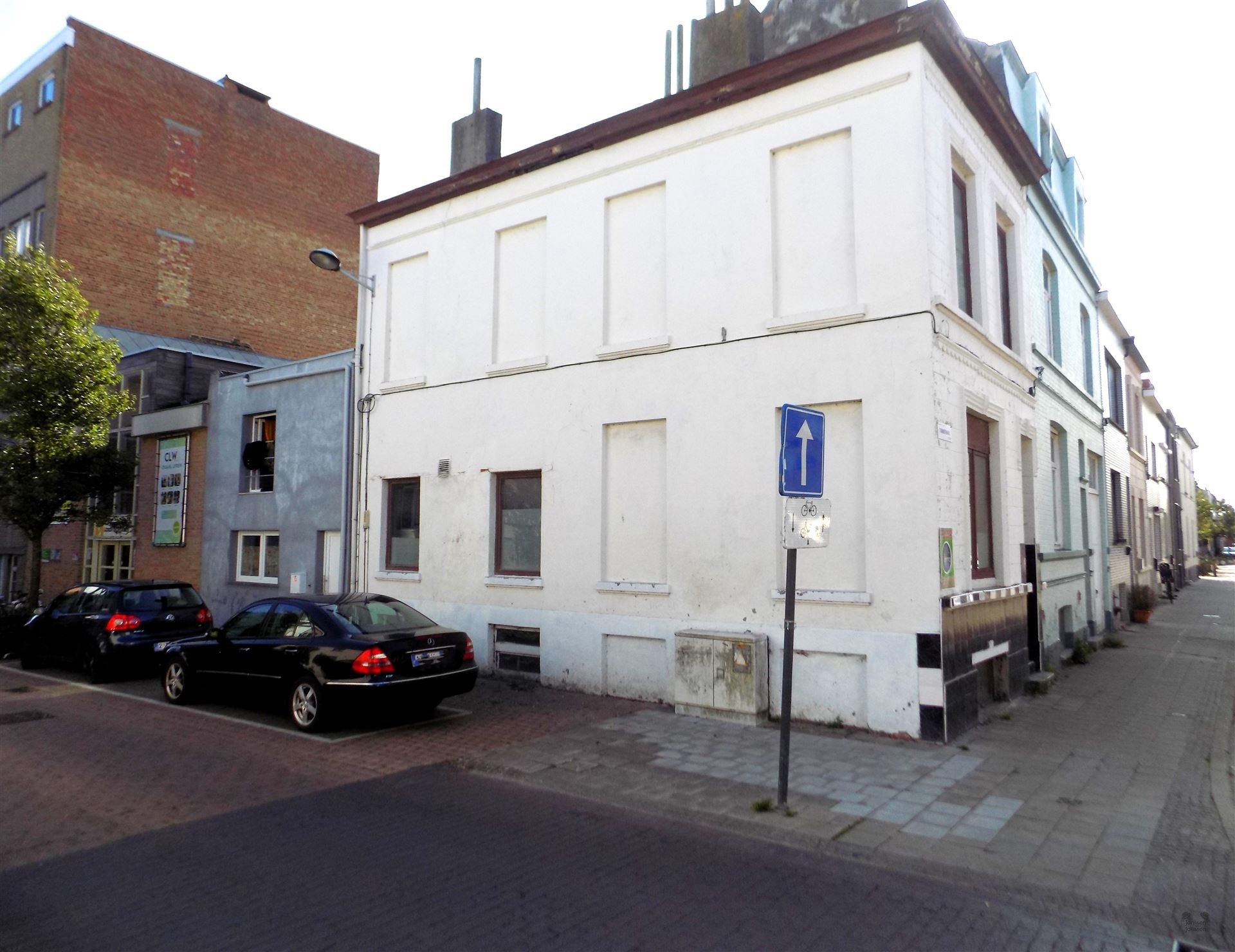 Te renoveren hoekwoning te Oostende foto 22