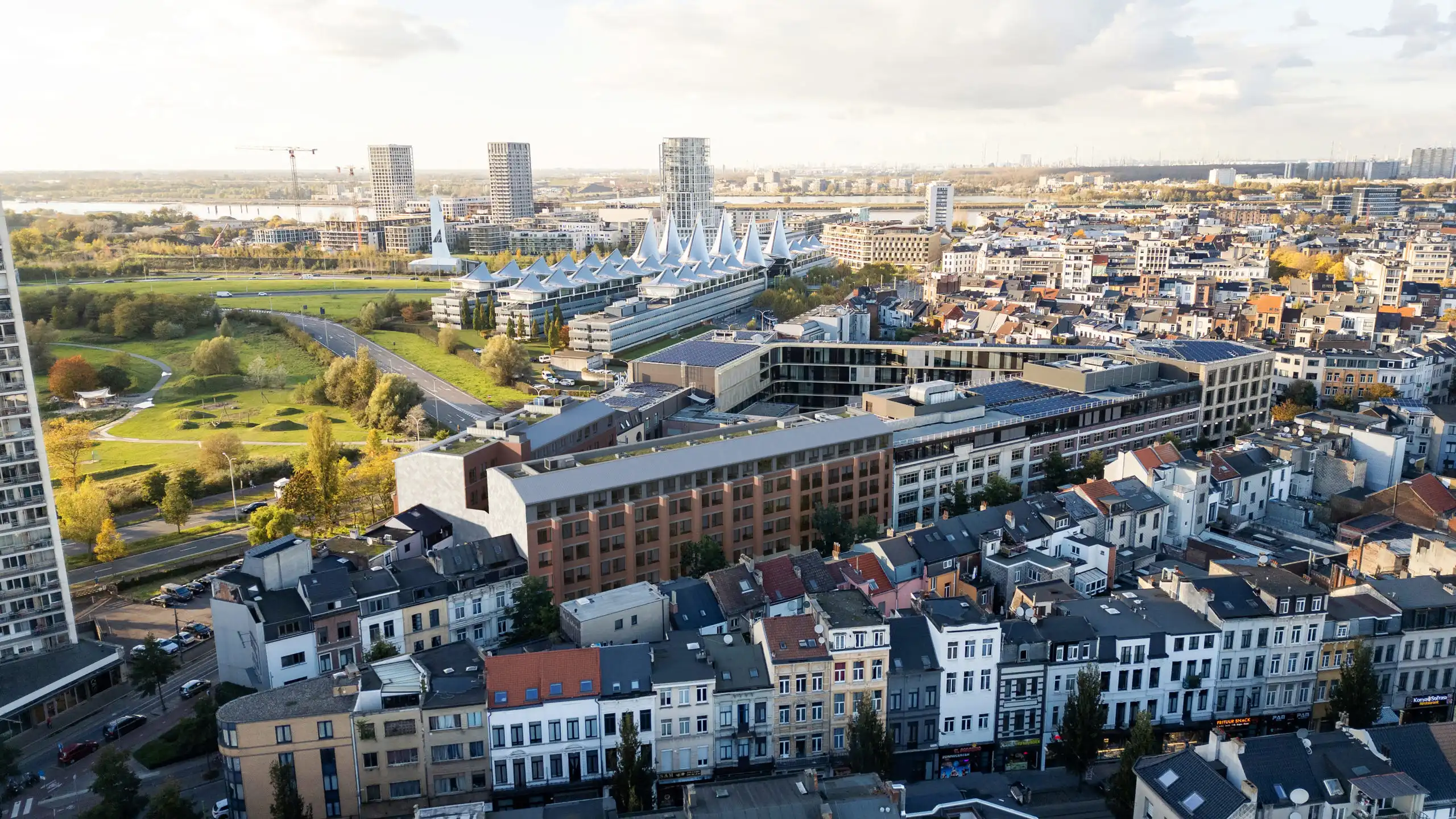 Nieuwbouw kantoor te koop te Antwerpen!  foto 3