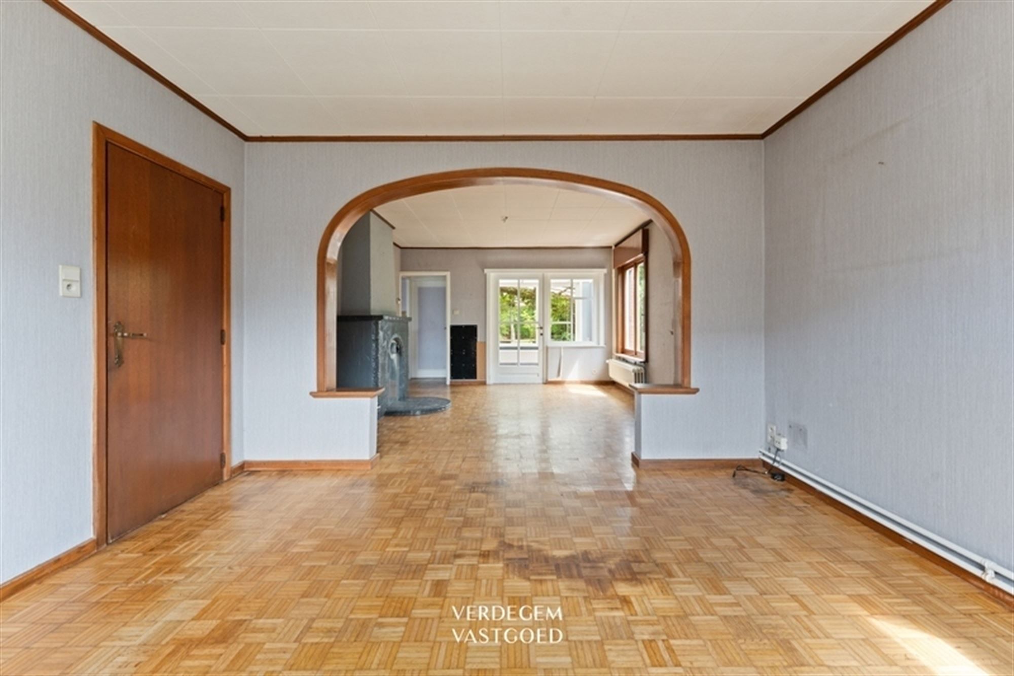 Karaktervolle woning met jaren '50 charme, 3 slaapkamers, garage en gezellige tuin foto 4