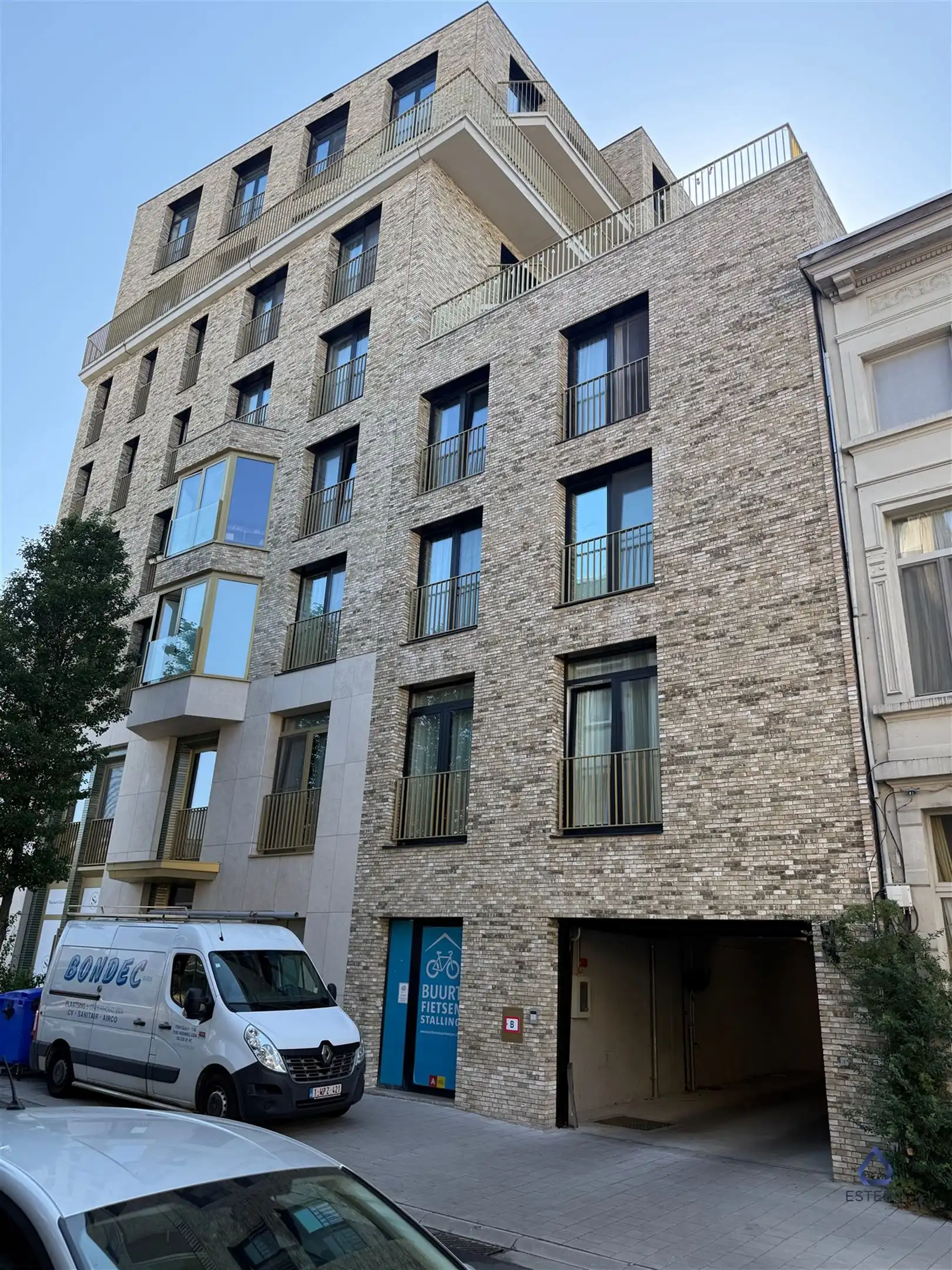 Ruim éénslaapkamerappartement op toplocatie.  foto {{pictureIndex}}