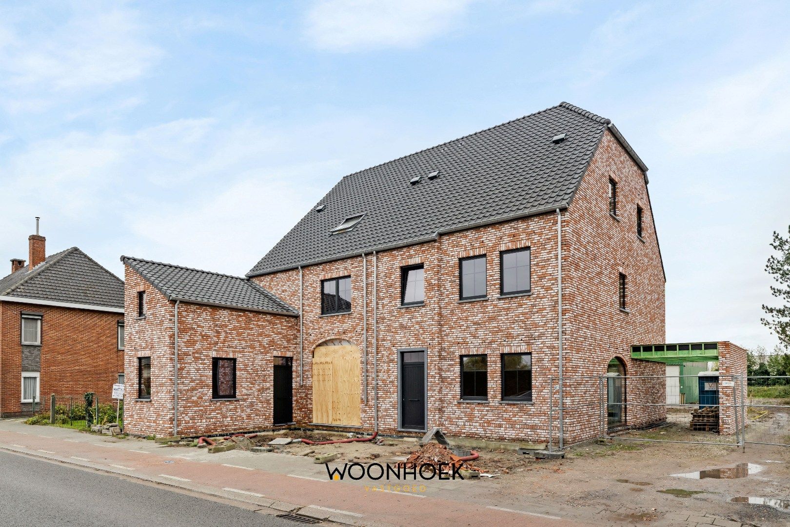Nieuwbouwwoning in pastorale stijl met 5 slaapkamers  foto 10