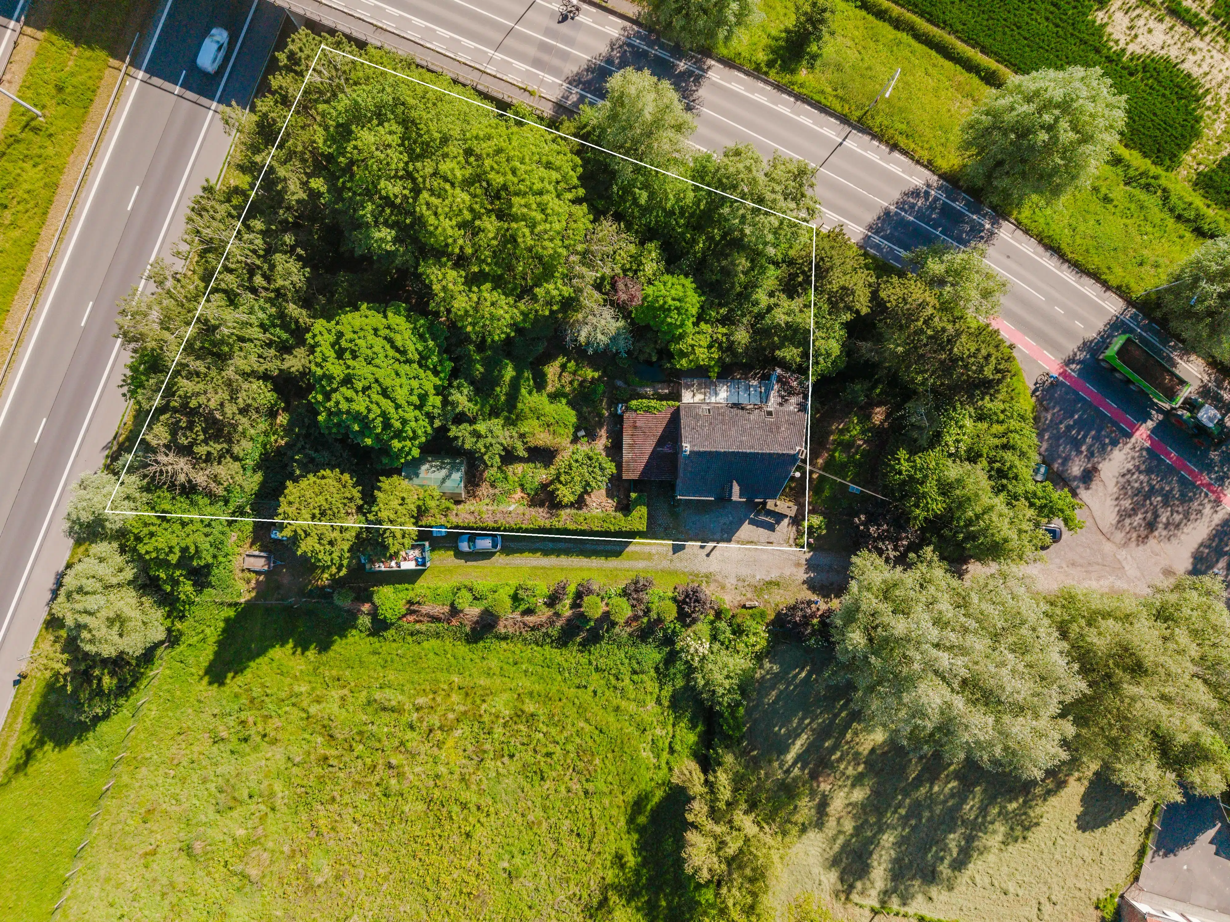 Woning met renovatiepotentieel nabij Kortrijk en Preshoekbos foto 7