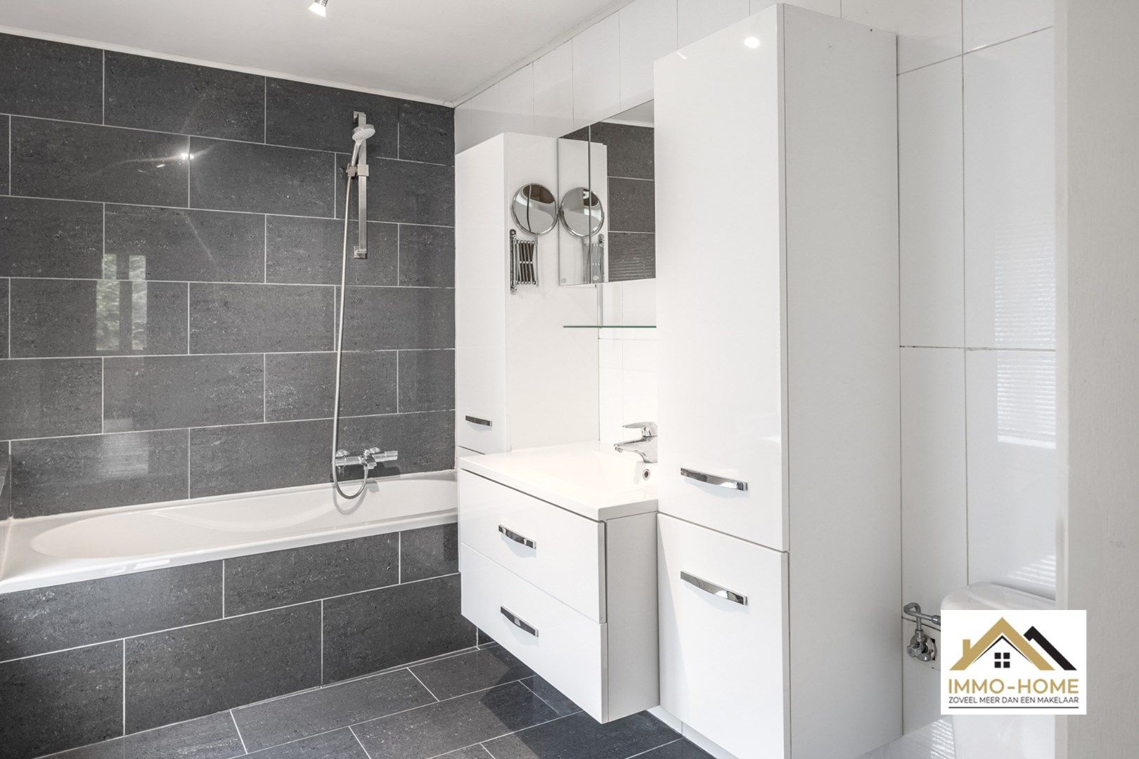 Instapklare woning aan centrum Geraardsbergen! foto 8