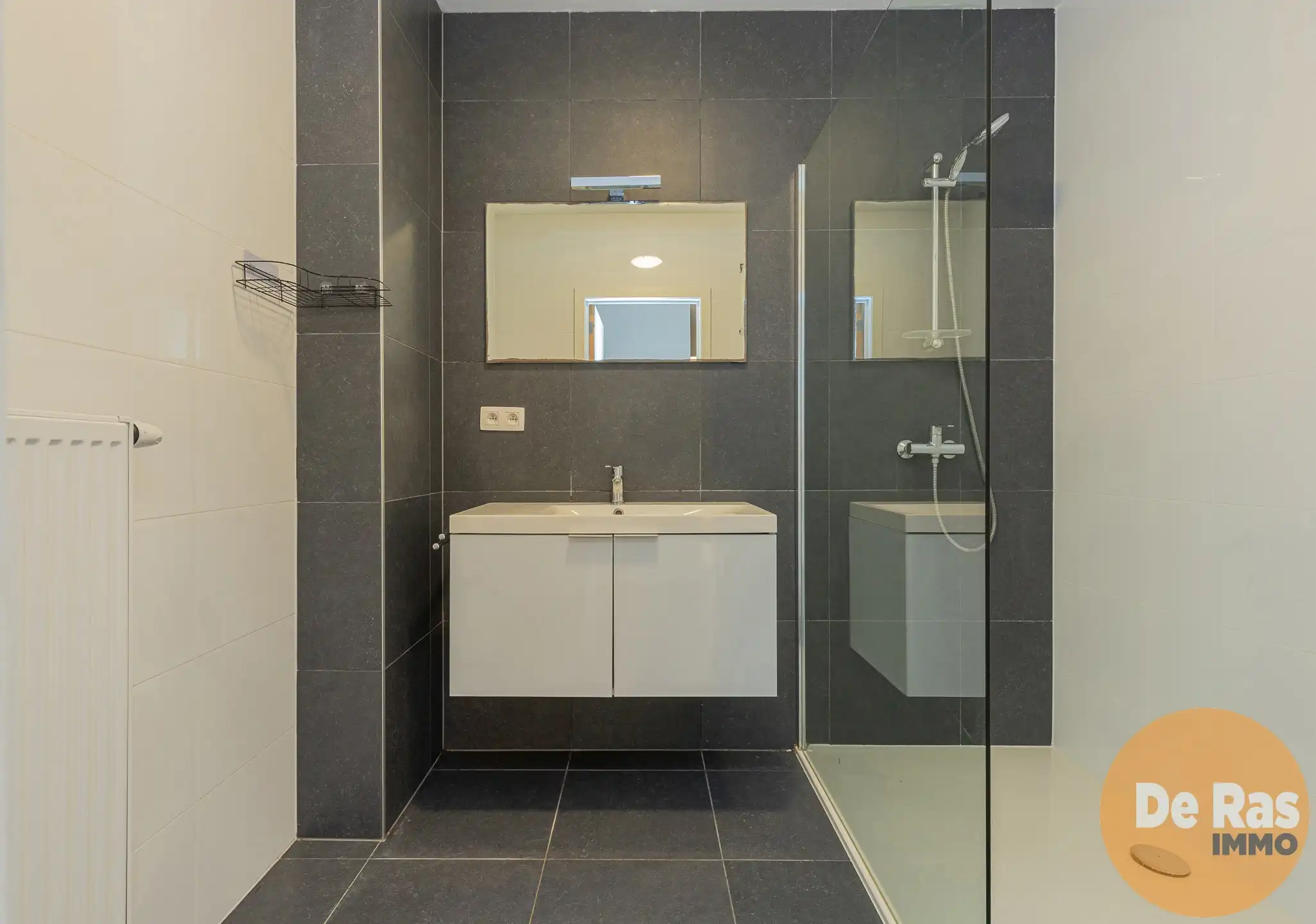 LEDE - Instapklaar appartement met 2 kamers nabij de markt foto 11