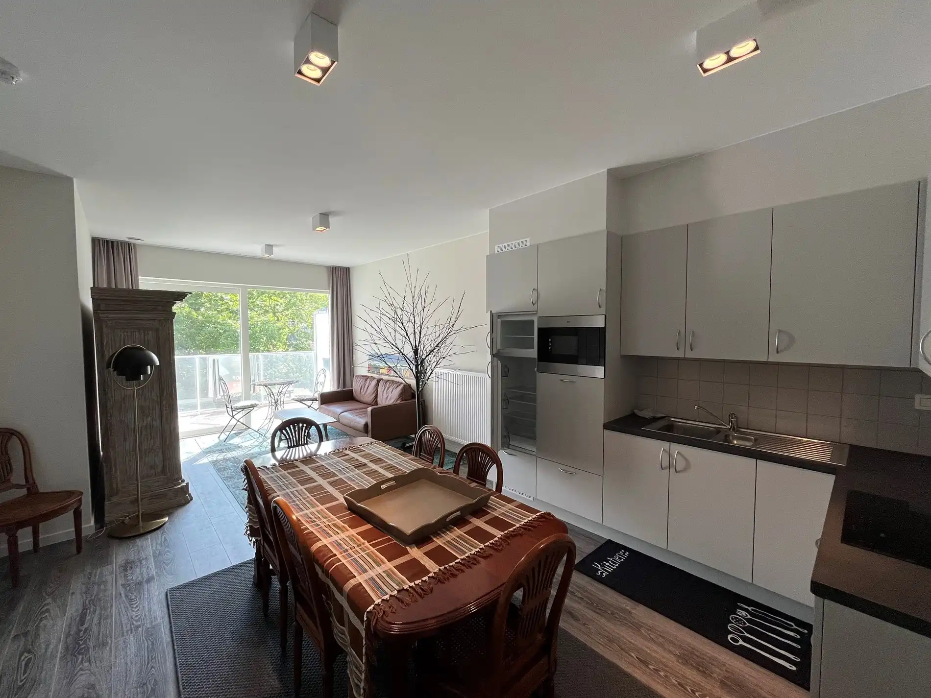 Serviceflat in standingvol gebouw foto 3