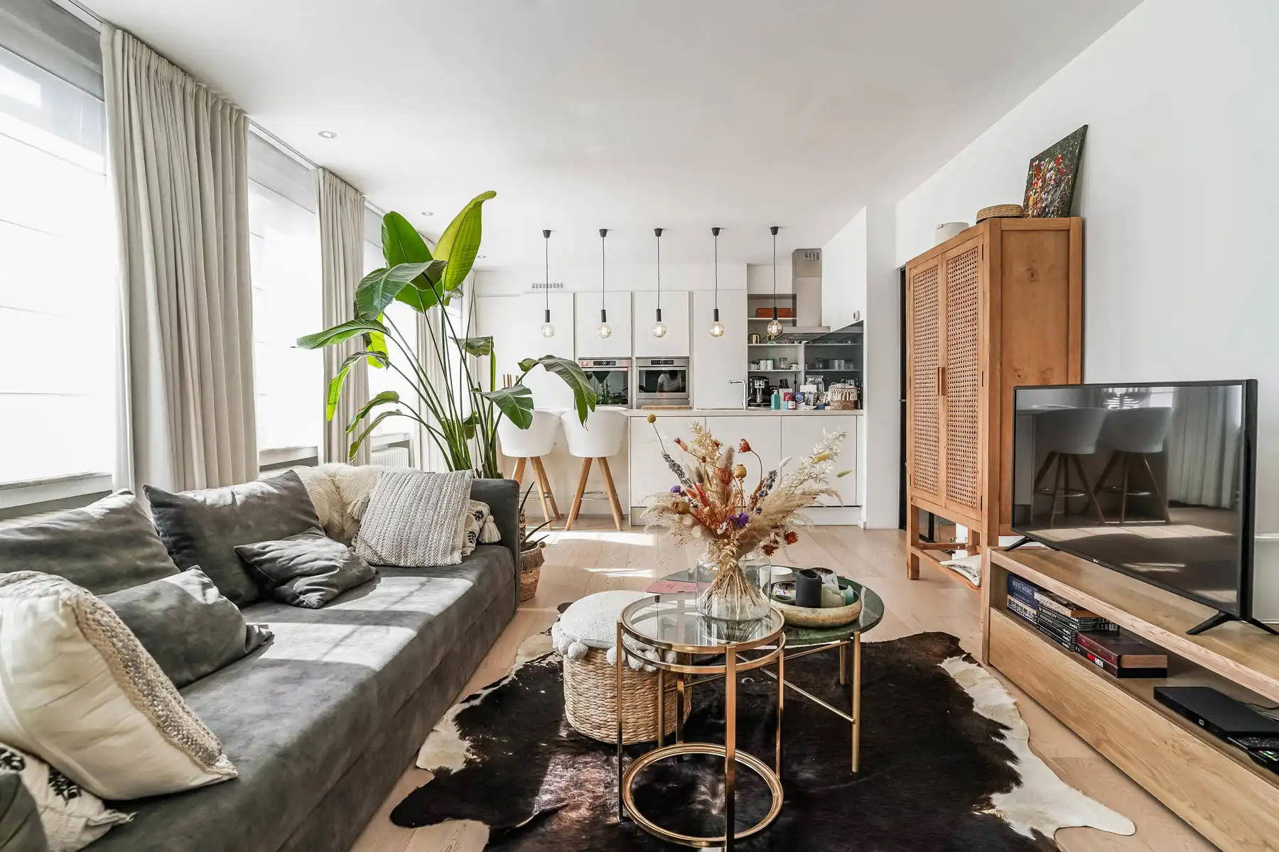 Zeer mooi, gerenoveerd appartement op een toplocatie te Londerzeel foto 2