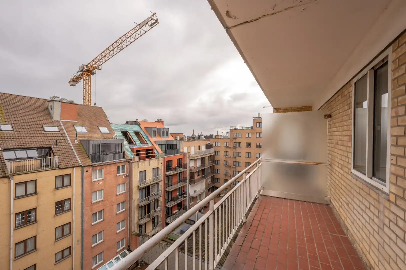 Ongemeubeld appartement, in de gerenommeerde residentie “Globe”, prachtig gelegen op de Zeedijk in het Zoute foto 12