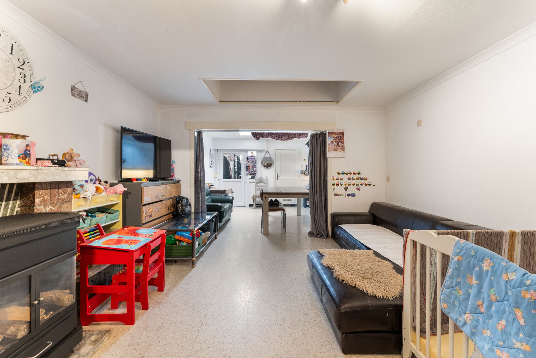 Centraal gelegen woning met afzonderlijke garage foto 4