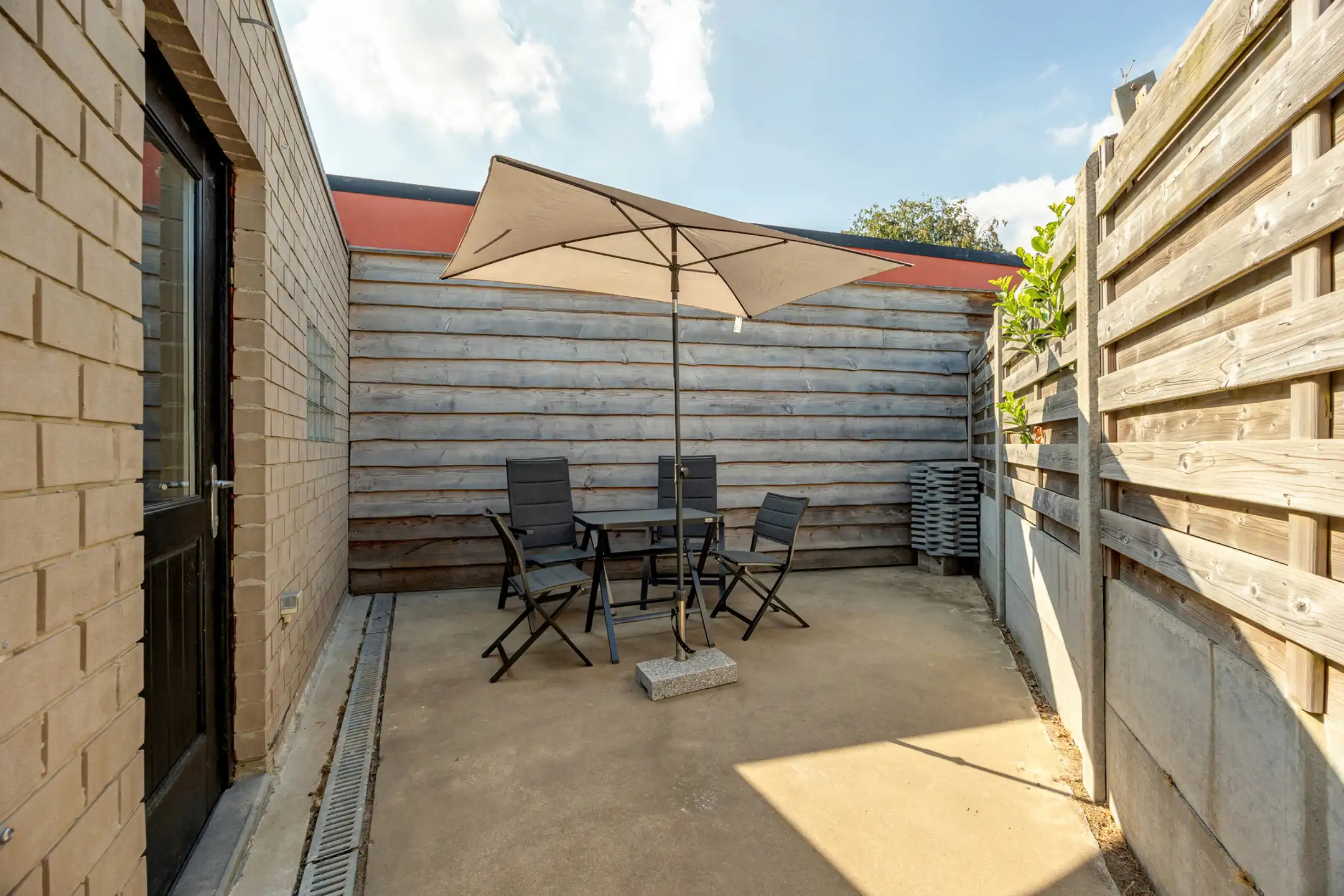 Energiezuinige 2slpk-woning met garage op toplocatie Beerse. foto 22