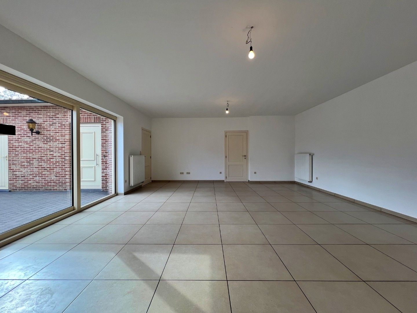 🏡 Ruime gezinswoning te huur in het hart van Lovendegem foto 3