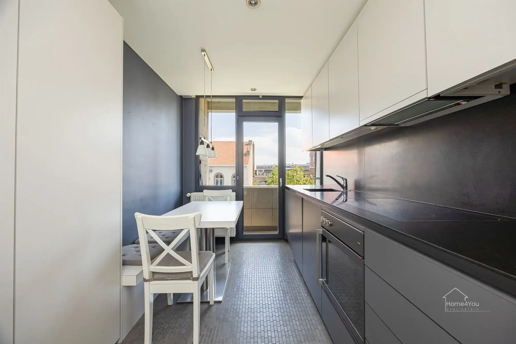 Ruim appartement met 3 slpk en 2 terrassen op toplocatie! foto 4