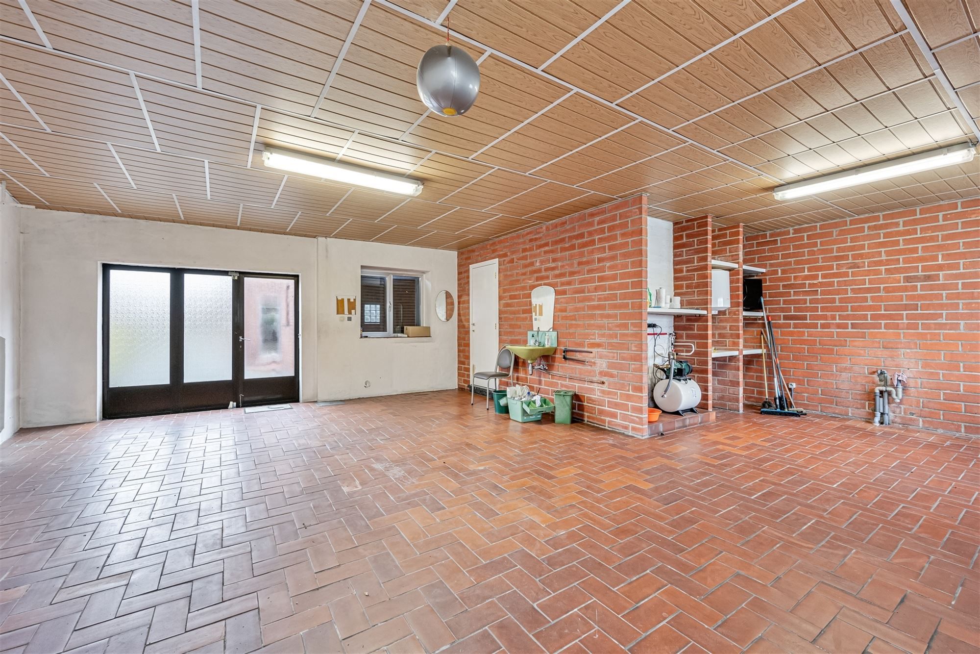 Charmante te renoveren woning op toplocatie! foto 21