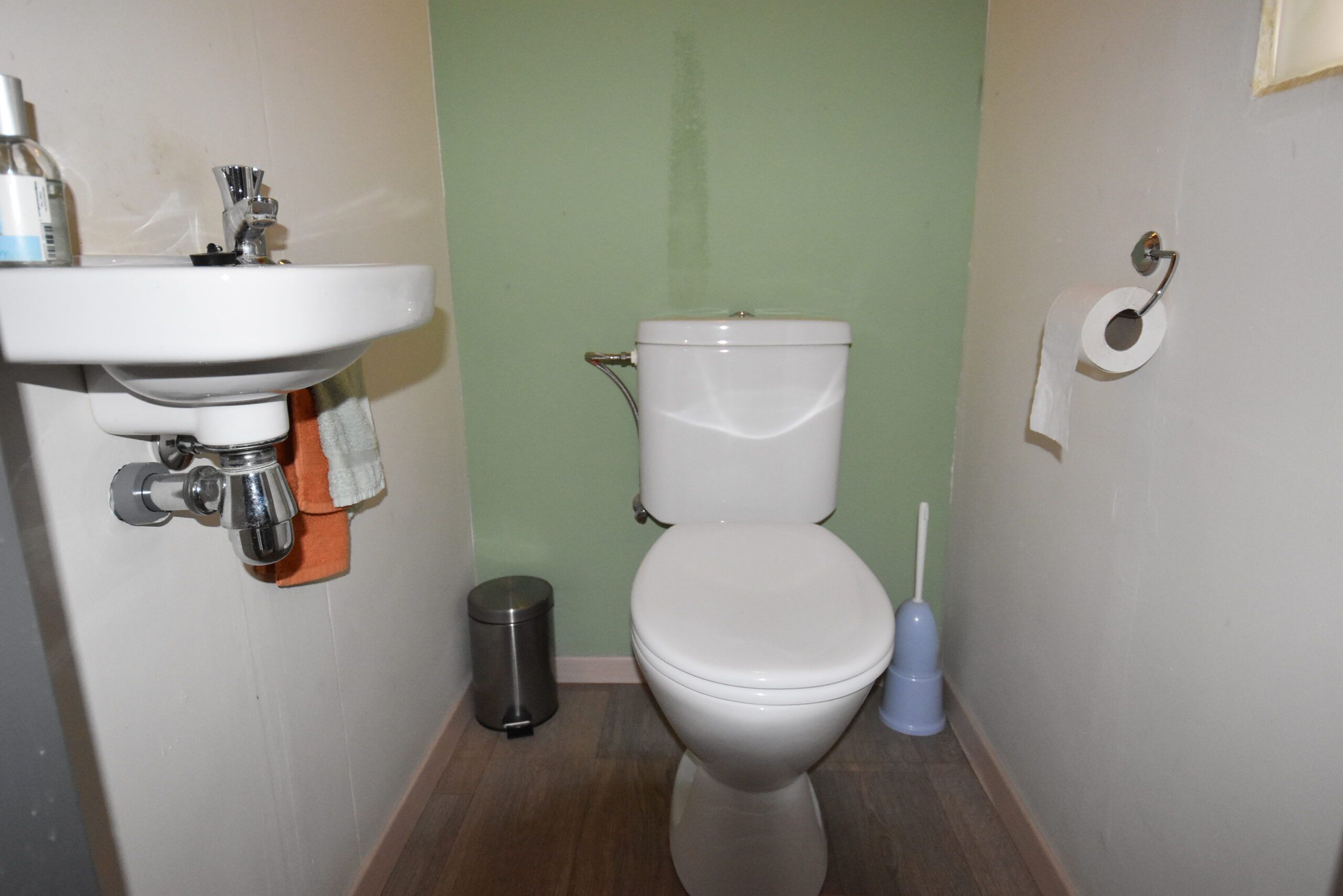 Atelier/praktijk met zeer ruime woonst in Nieuwkerken foto 15