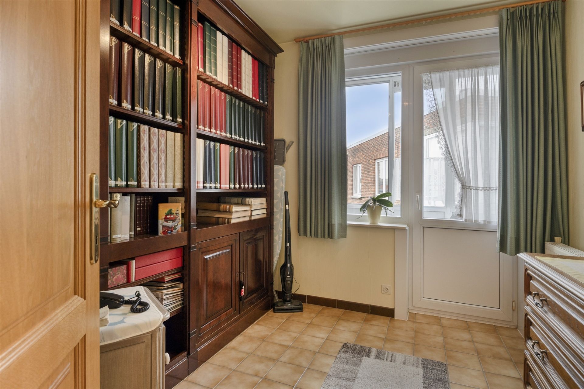 Welonderhouden appartement met dubbel diepe garage! foto 13