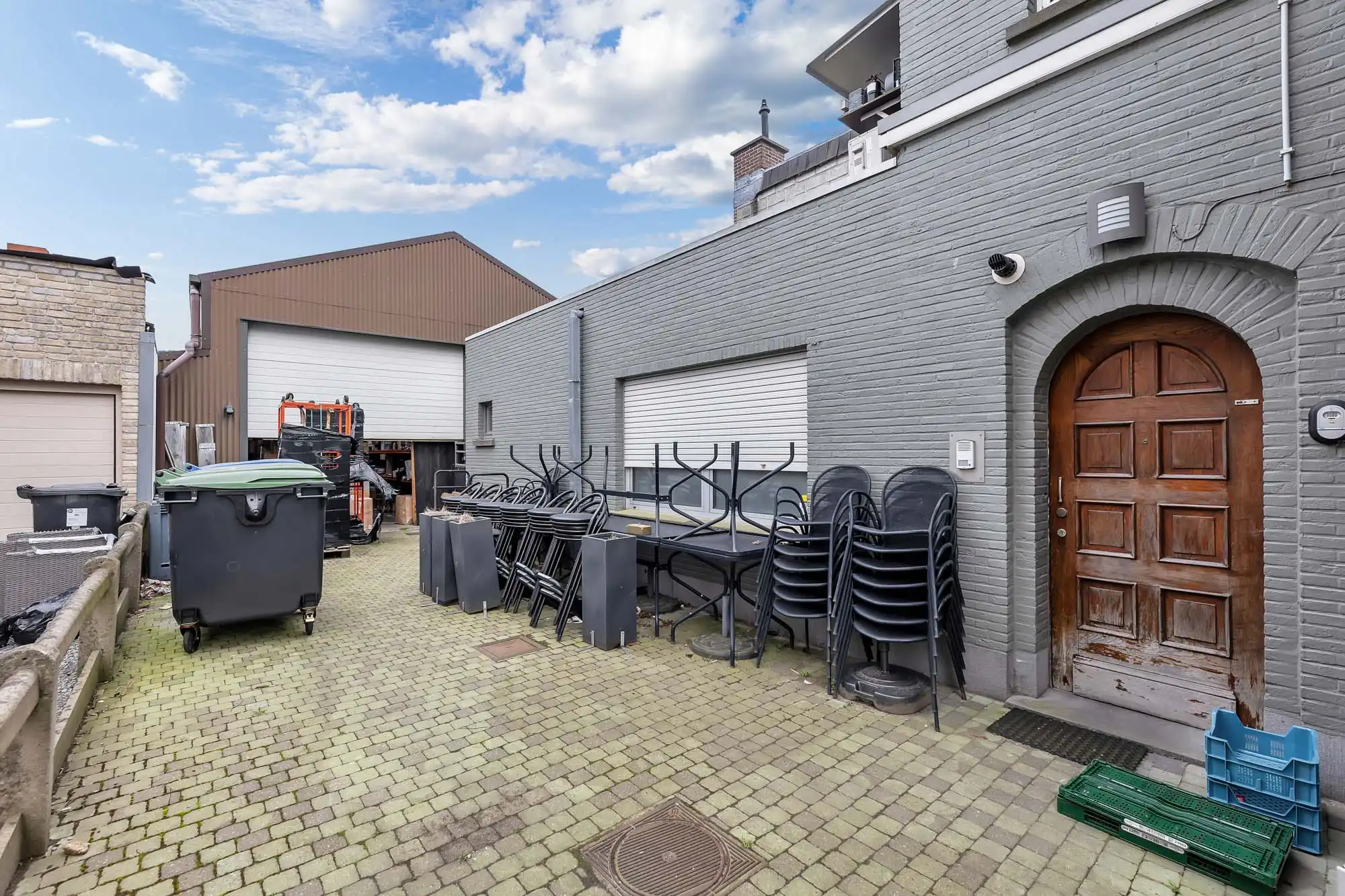 Unieke opbrengsteigendom op strategische locatie foto 5