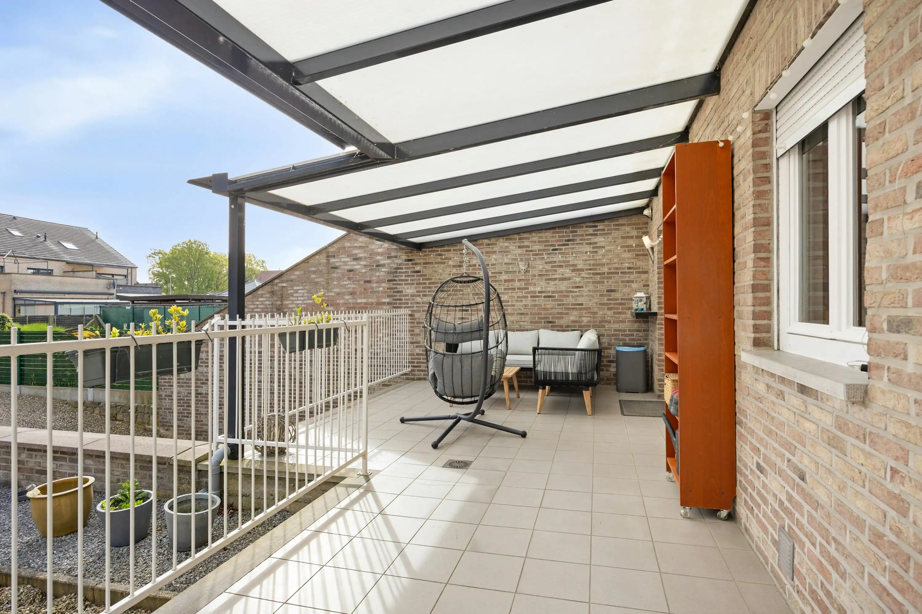 Instapklaar, future-proof huis op rustige ligging te koop in Lanklaar foto 12