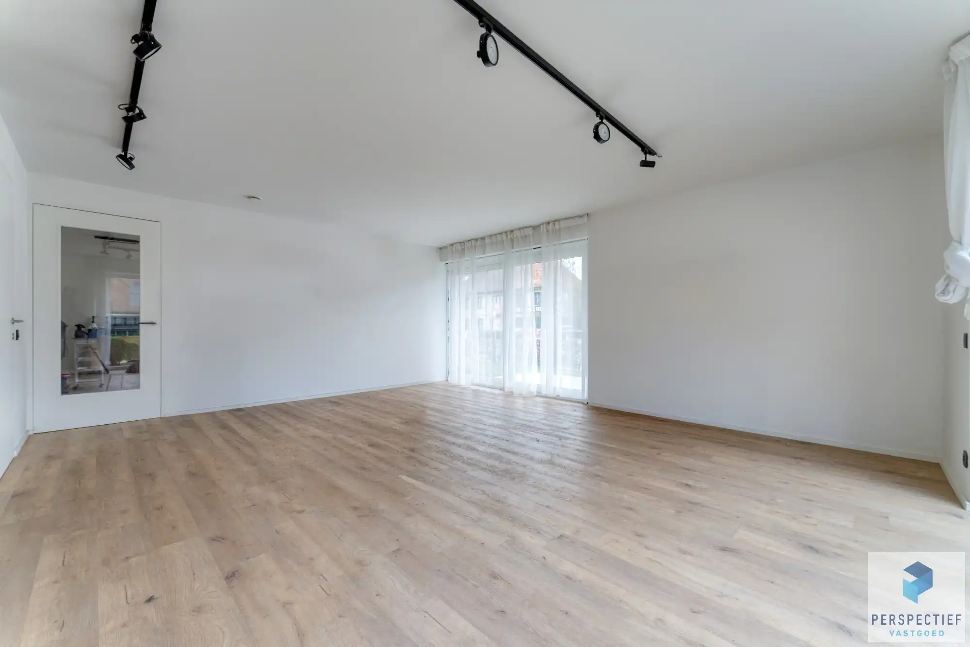 BEZOEKMOMENT WOENSDAG 01/07 VAN 16U30 TOT 17U30 |  Energiezuinig gelijkvloers appartement met tuin op toplocatie in Beernem foto 6