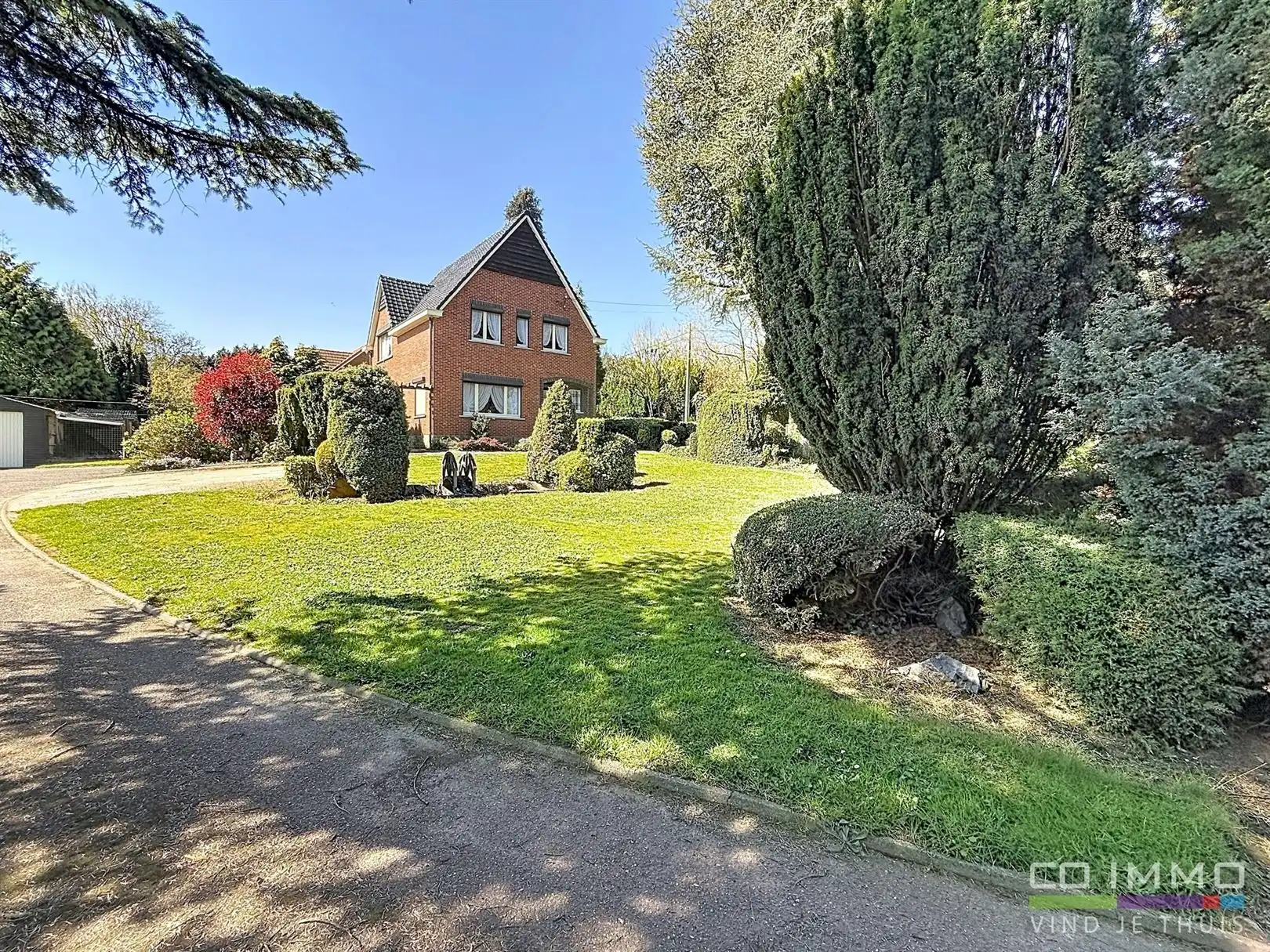 Hoofdfoto van de publicatie: Te renoveren landelijke woning, 3 slpks, 14a 60ca