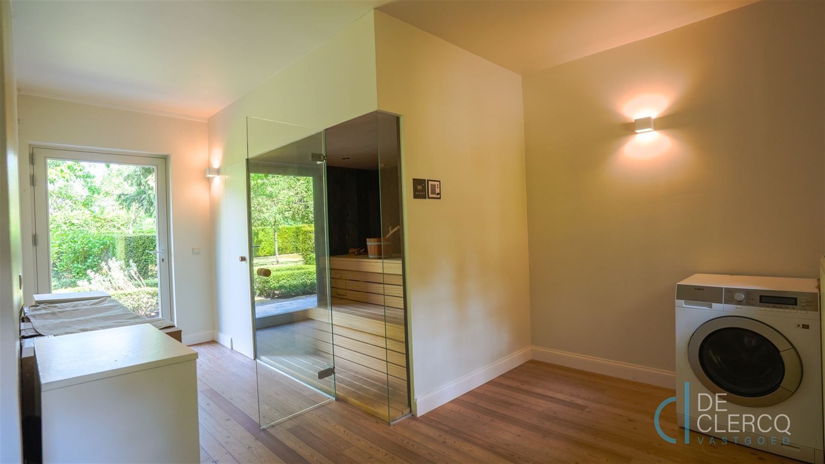 Karaktervolle villa op omvangrijk perceel te koop Lochristi! foto 13