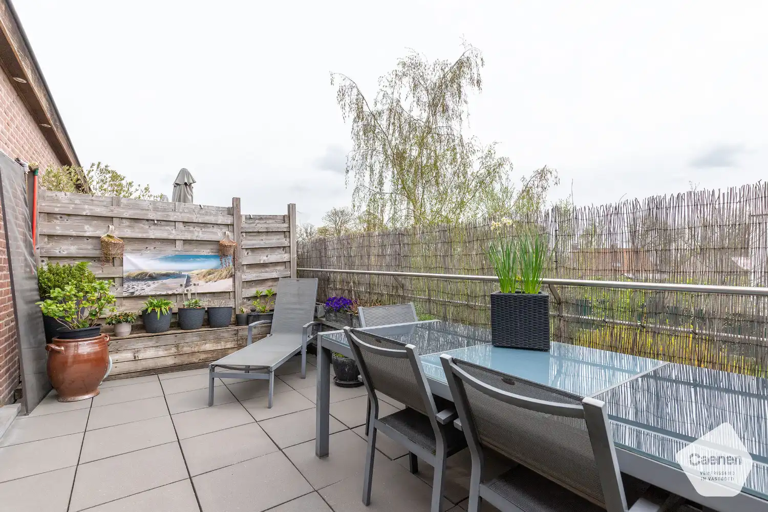 Modern duplexappartement met 3 slaapkamers , staanplaats en ruim zonnig terras! foto 6