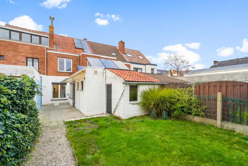 Instapklare eengezinswoning te huur in Heusden met tuin foto 15