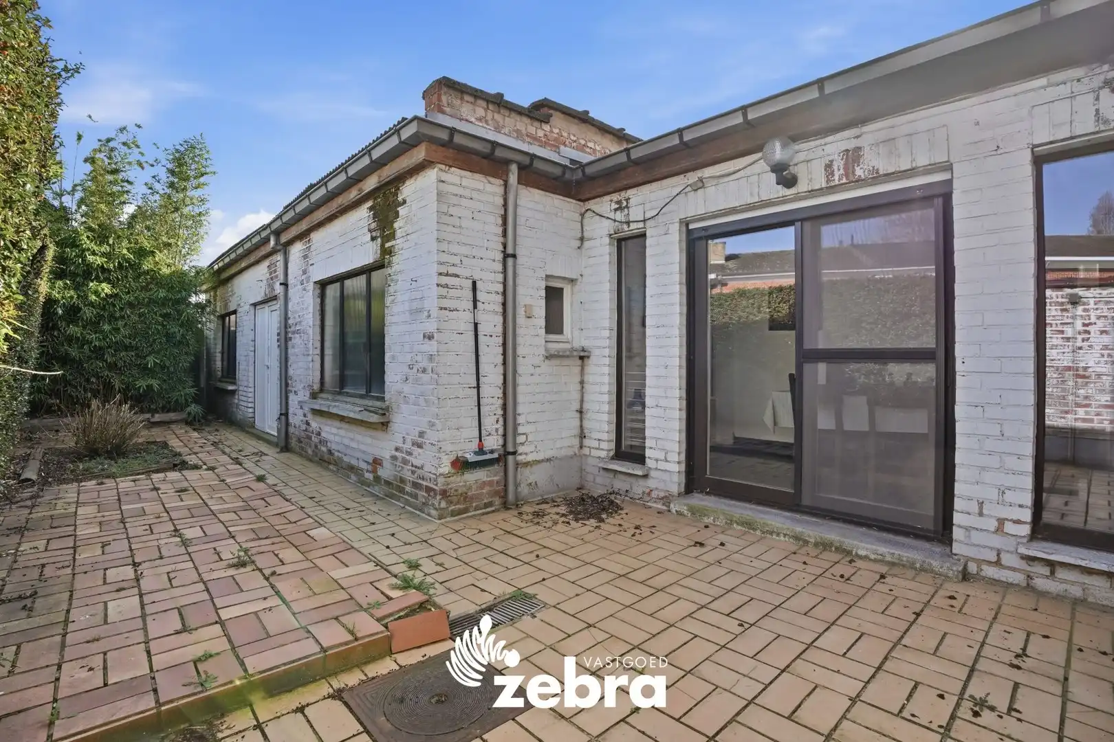 Te renoveren woning met veel potentieel op rustige ligging! foto 17