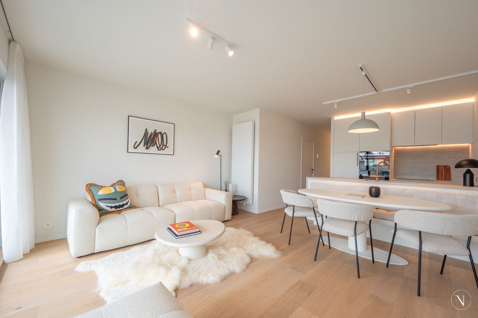 Eigentijds appartement met zonneterras op topligging in Knokke foto {{pictureIndex}}