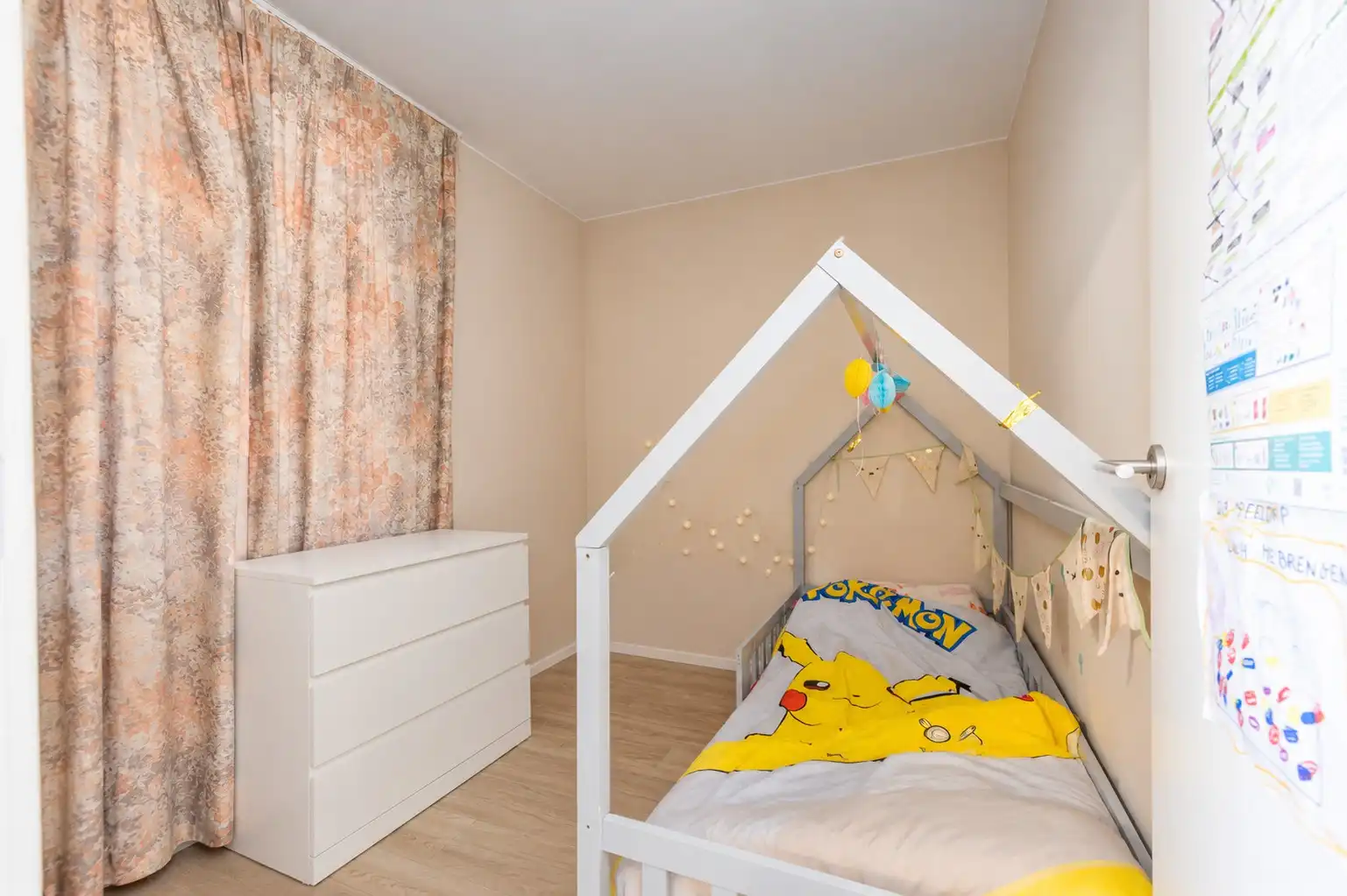 Instapklaar appartement op enkele passen van het centrum te Oostende! foto 6