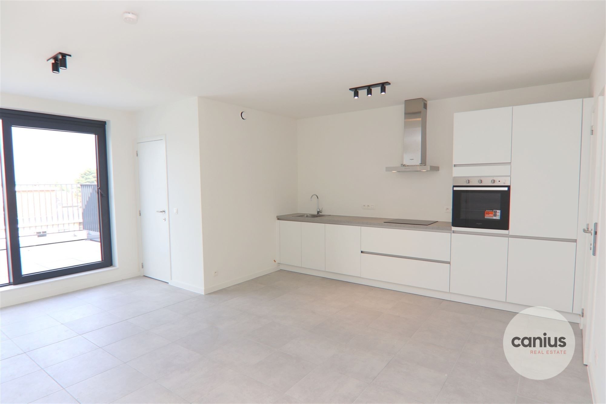 PENTHOUSE IN HARTJE HASSELT MET 1 SLK + 2 TERRASSEN & PARKING foto 3