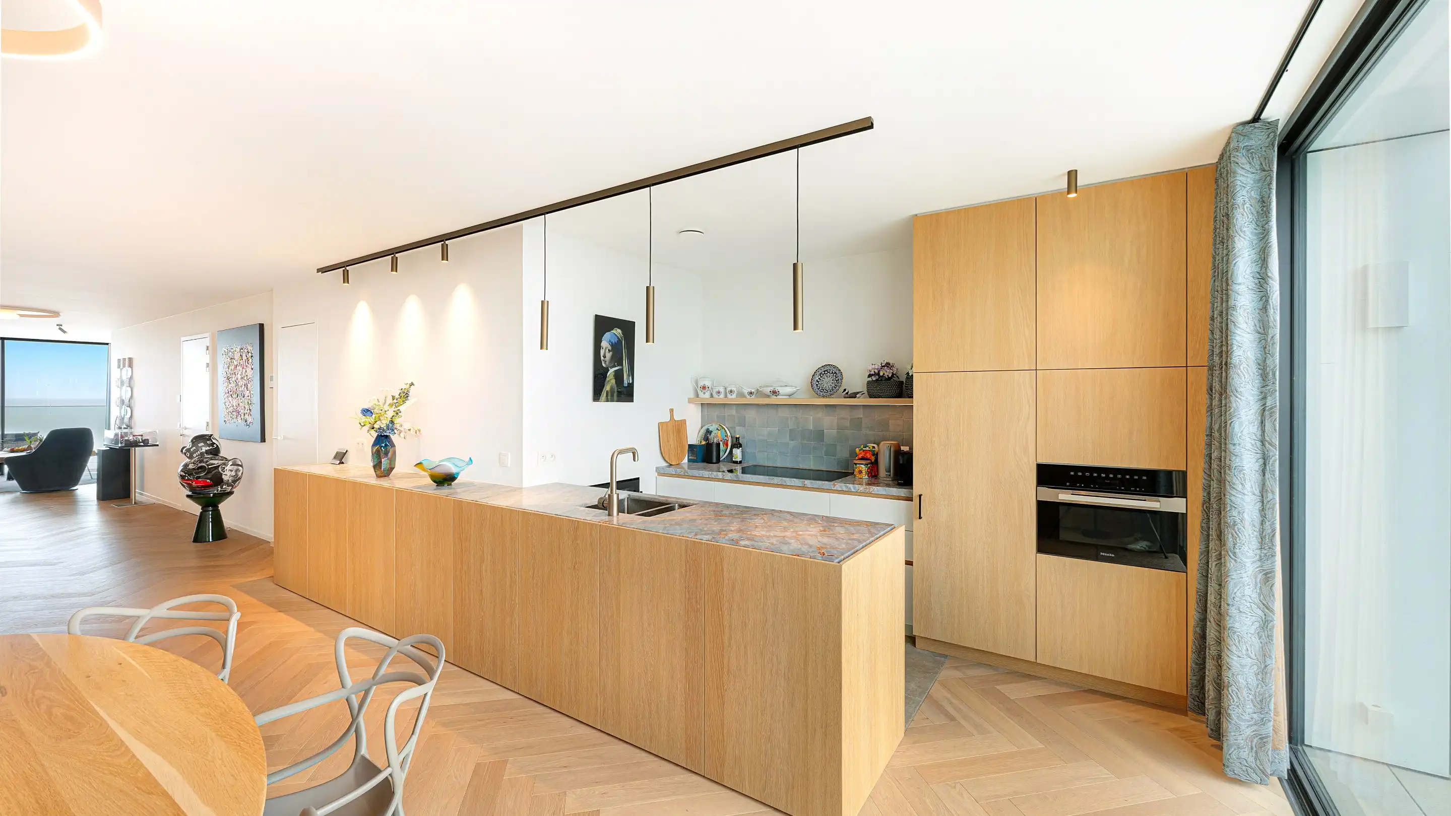 Exclusief en perfect afgewerkt appartement met unieke doorzichten op zee en het Knokse hinterland foto 15