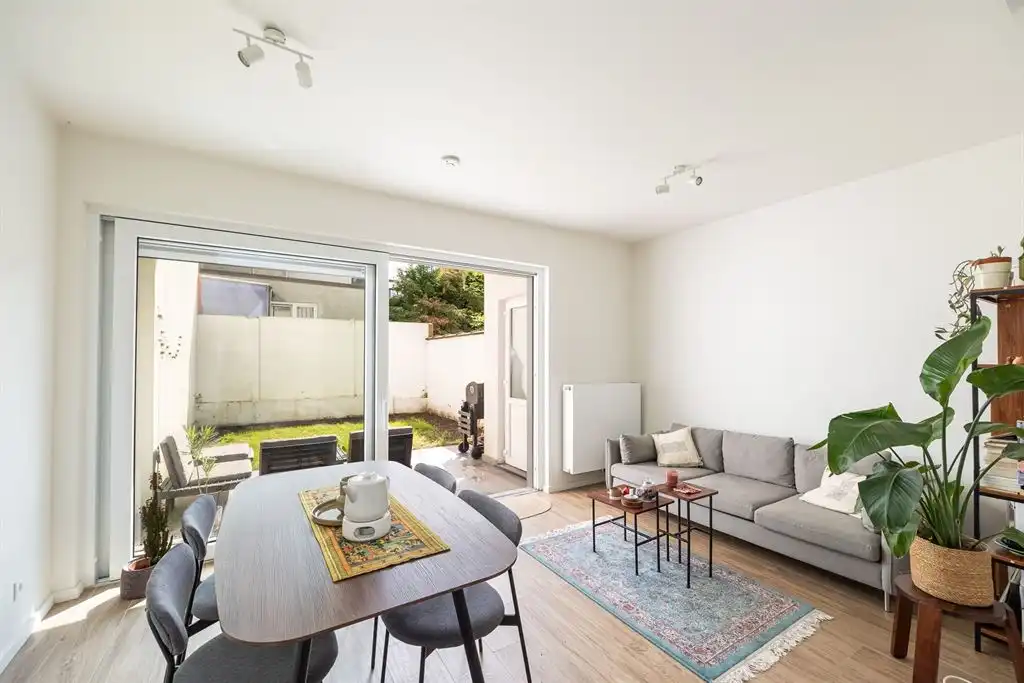 Gelijkvloers app. foto {{pictureIndex}}