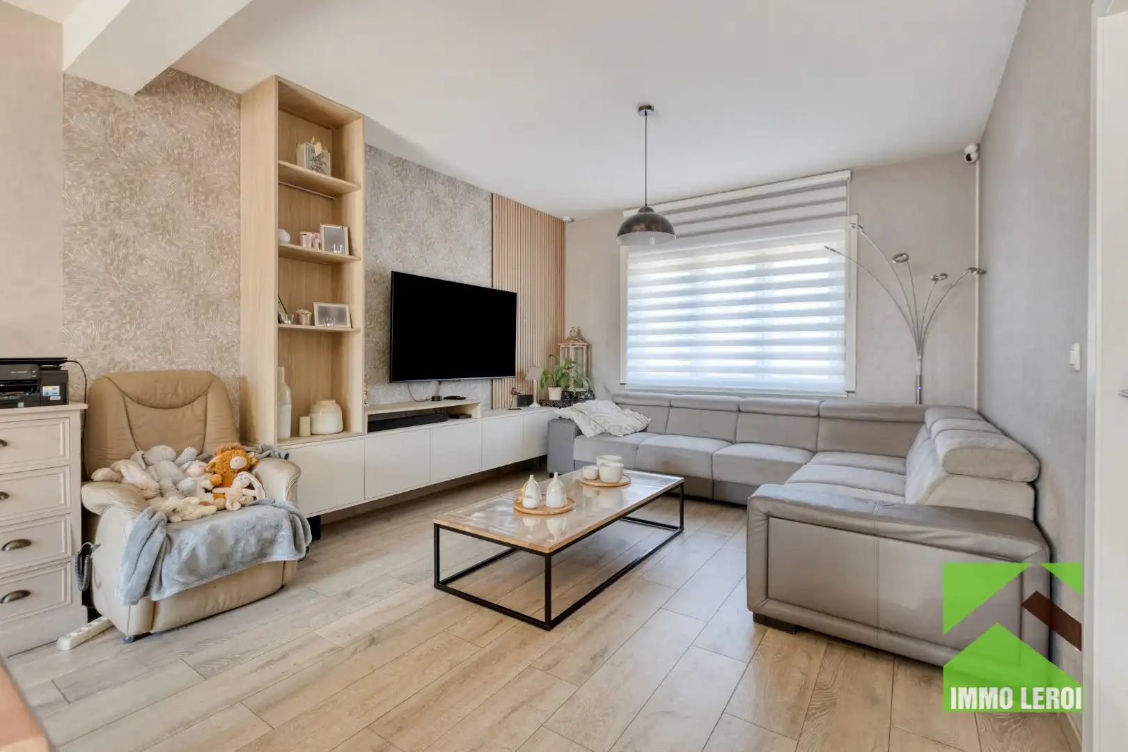 Instapklare gezinswoning met 3 slaapkamers, zwembad en energiezuinige technieken foto 3