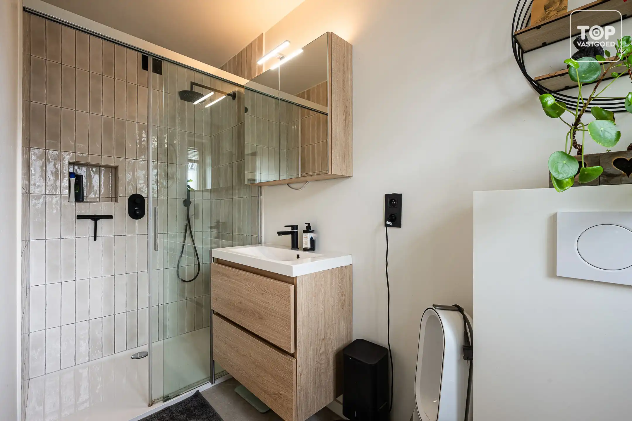 Perfect 1-slaapkamer appartement nabij Gent station Gent Sint-Pieters.  foto 14