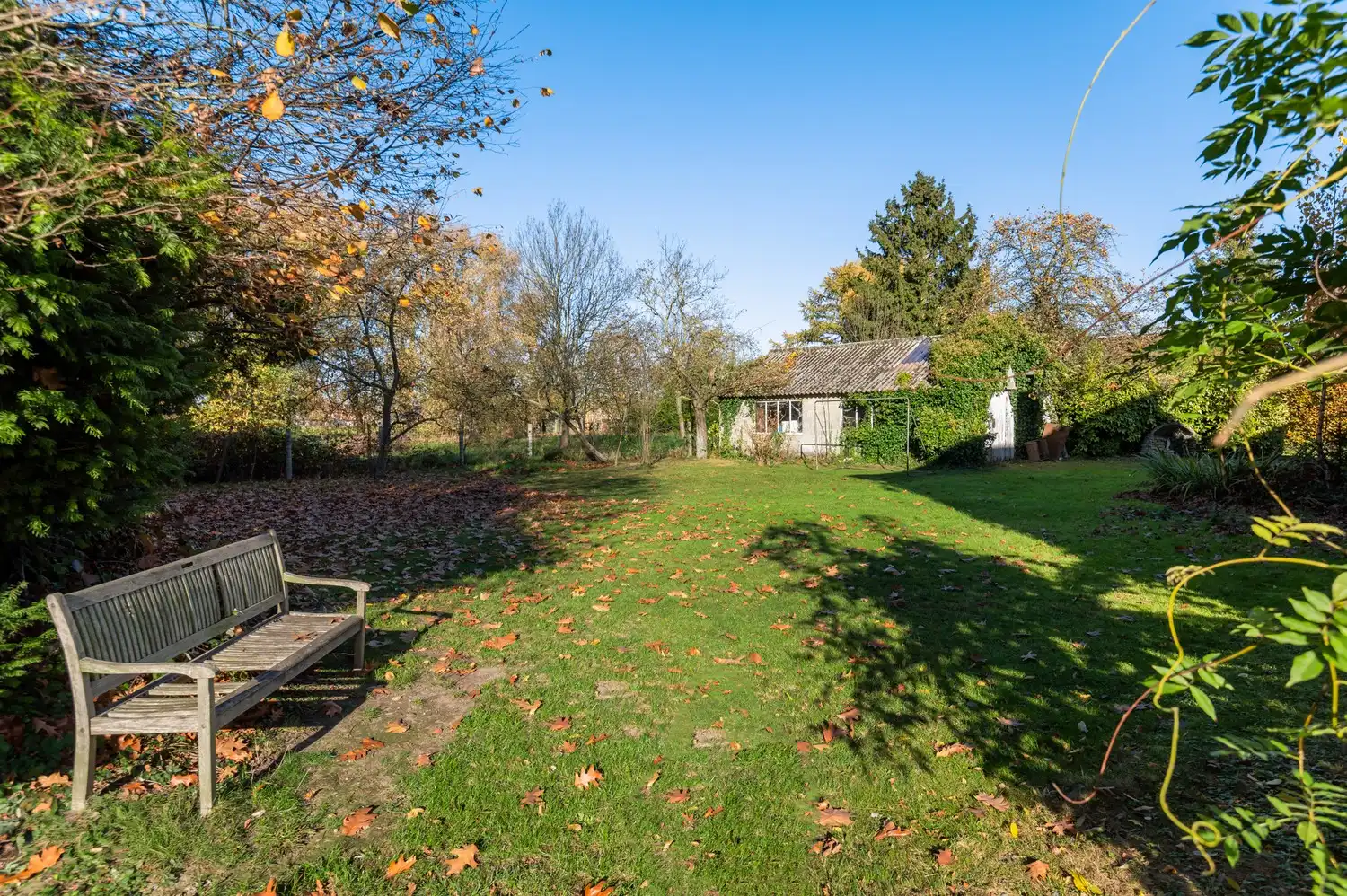 Te renoveren villa met 5 slpkrs op een perceel van 3908 m² te Meise foto 25