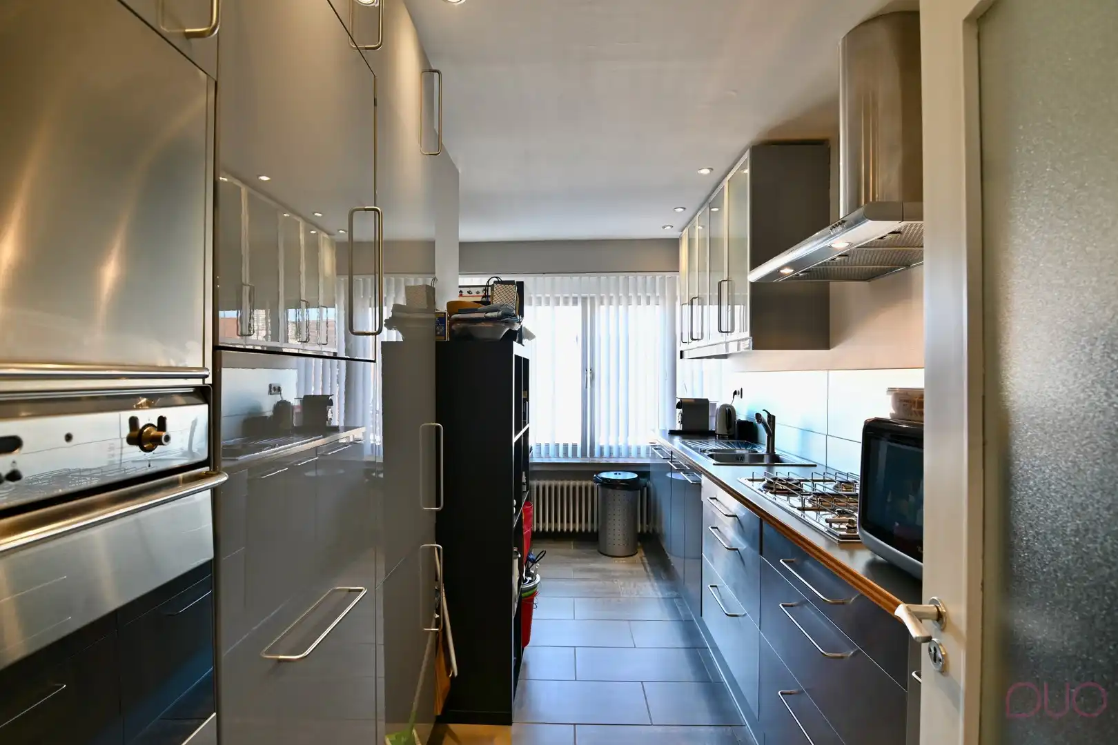 Centraal gelegen appartement met drie slaapkamers en terras foto 6
