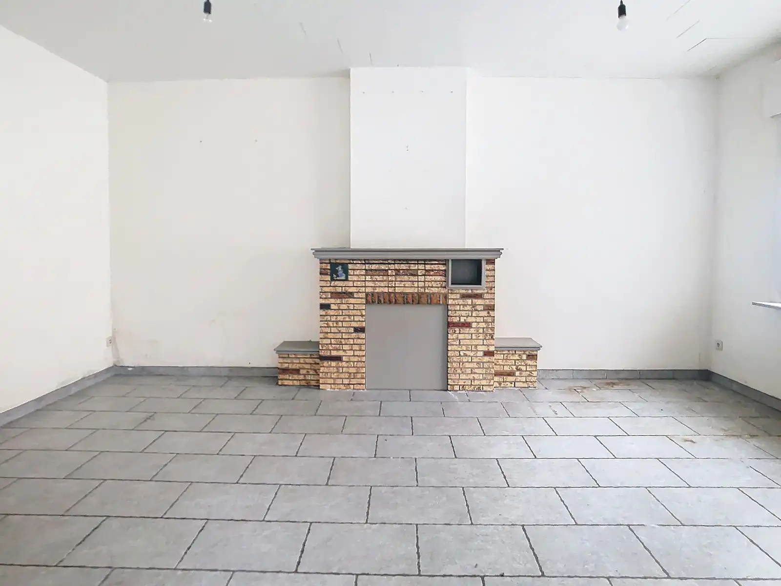 Ophasselt: te moderniseren woning met potentieel foto 7