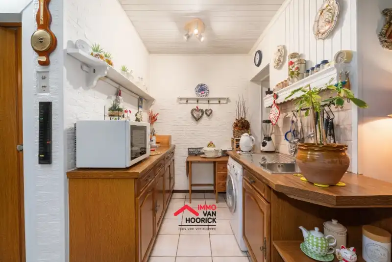 Ruime woning met 3 slaapkamers en tuin! foto 9