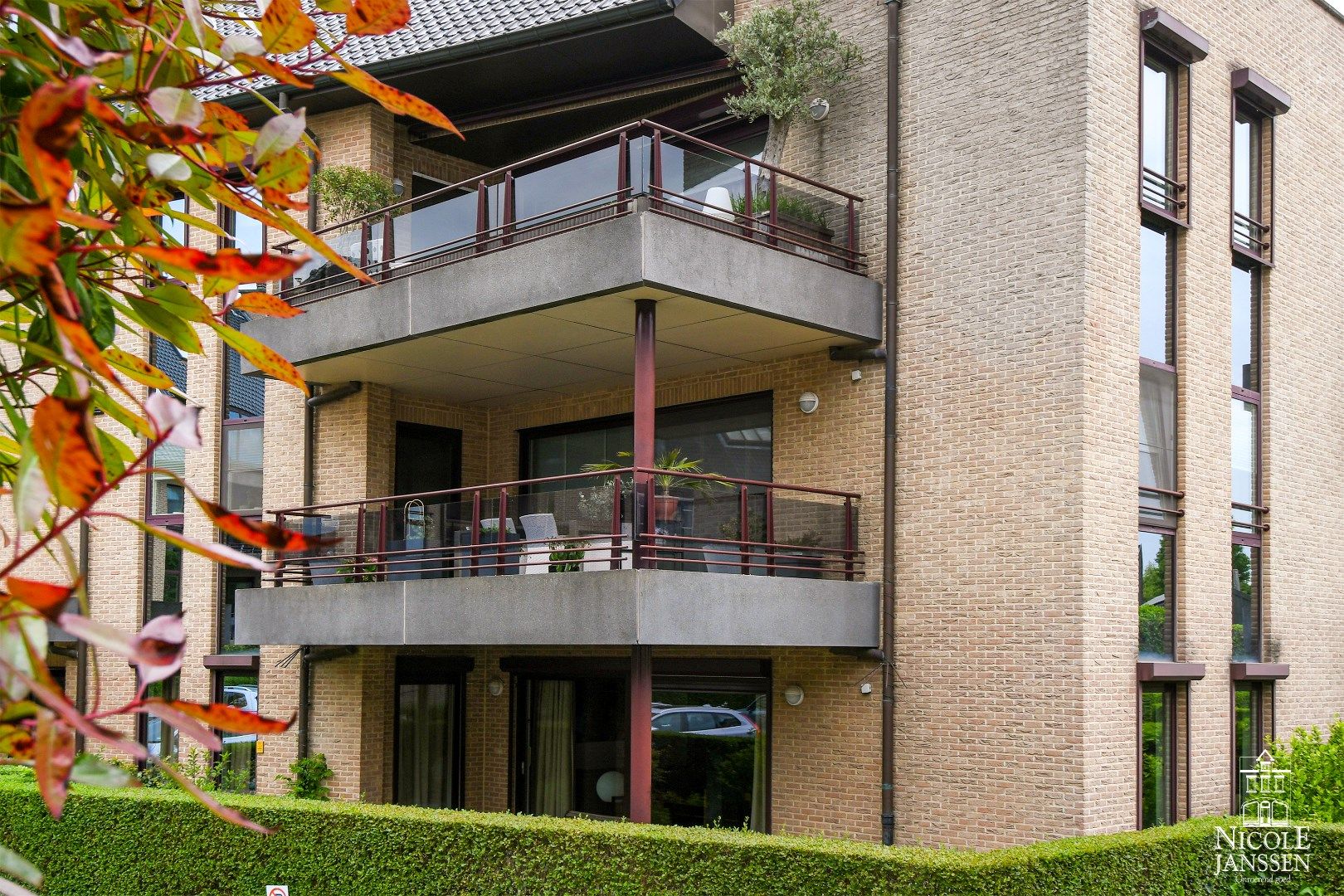 Ruim en luxueus appartement van 190m² met twee mooie terrassen en garage foto 31