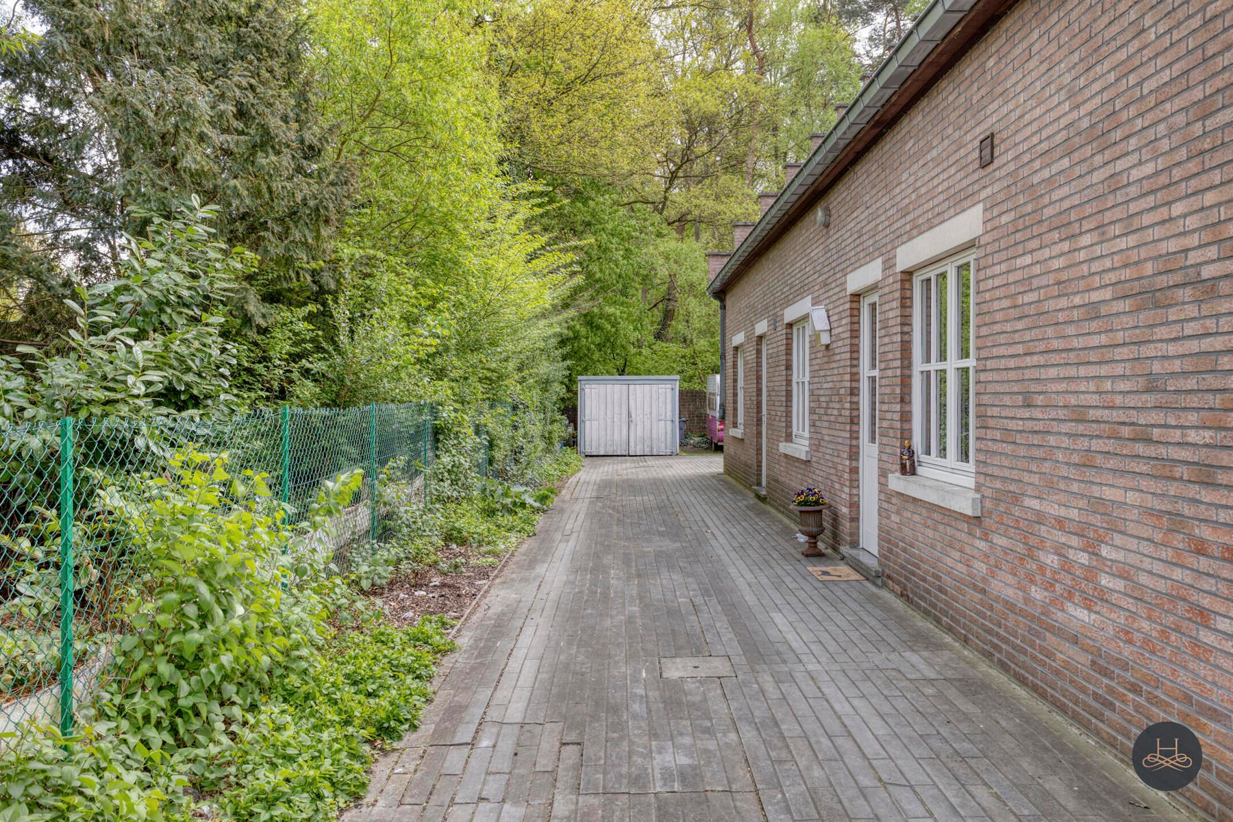 Karaktervolle, goed onderhouden woning nabij het centrum foto 26