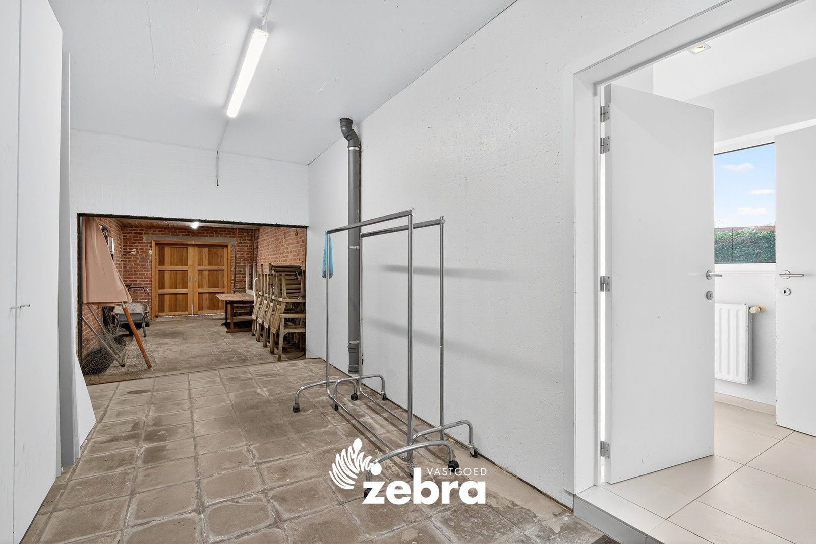 Charmante, gerenoveerde woning op toplocatie in de Bosmolens te Izegem! foto 20