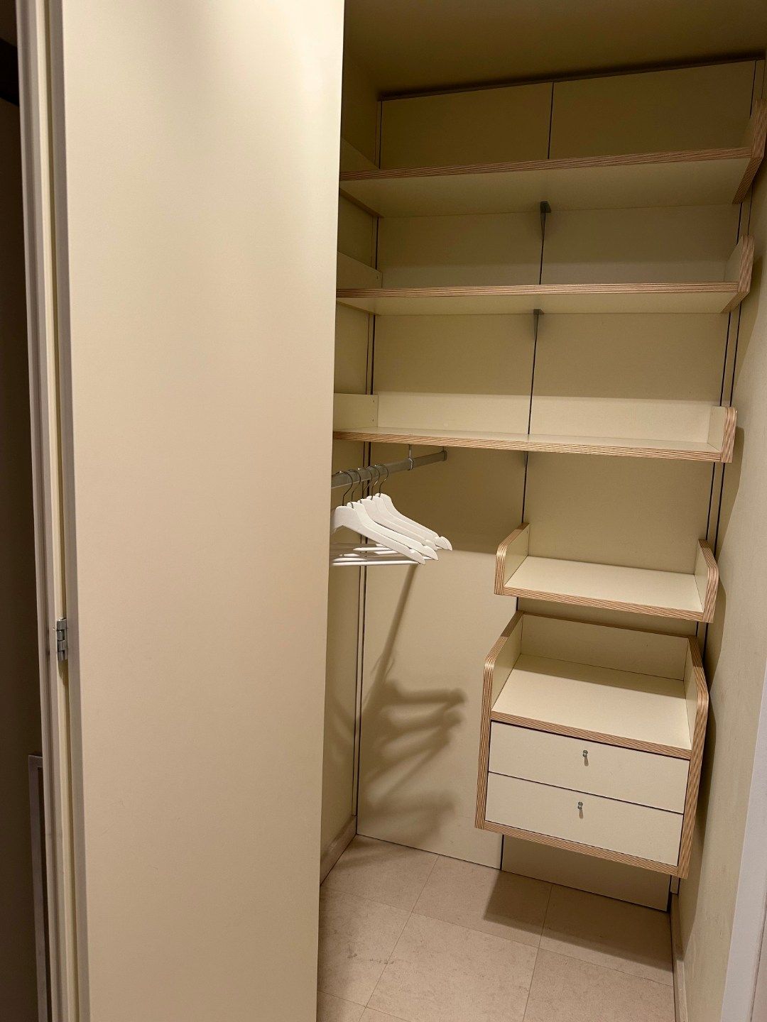 PRACHTIGE GEMEUBELDE PENTHOUSE TE KOOP OP 100 M. VAN HET STRAND IN KOKSIJDE foto 20