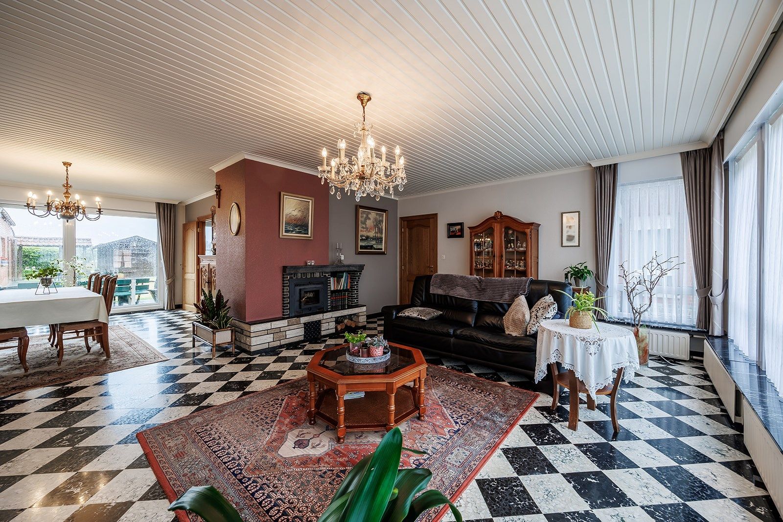 Ruime gezinswoning met landelijk uitzicht foto 3