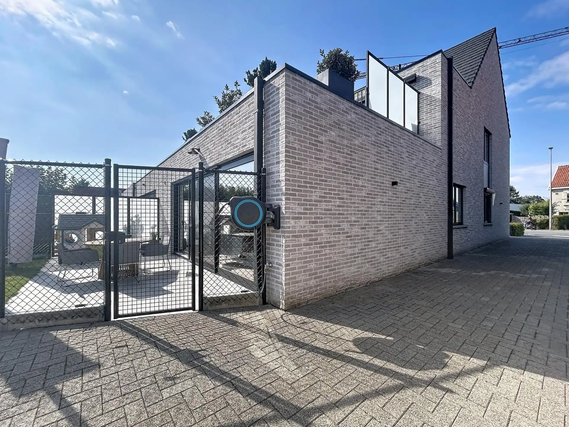 Gelijkvloers 2 slaapkamerappartement met zuidtuin en garage foto 16