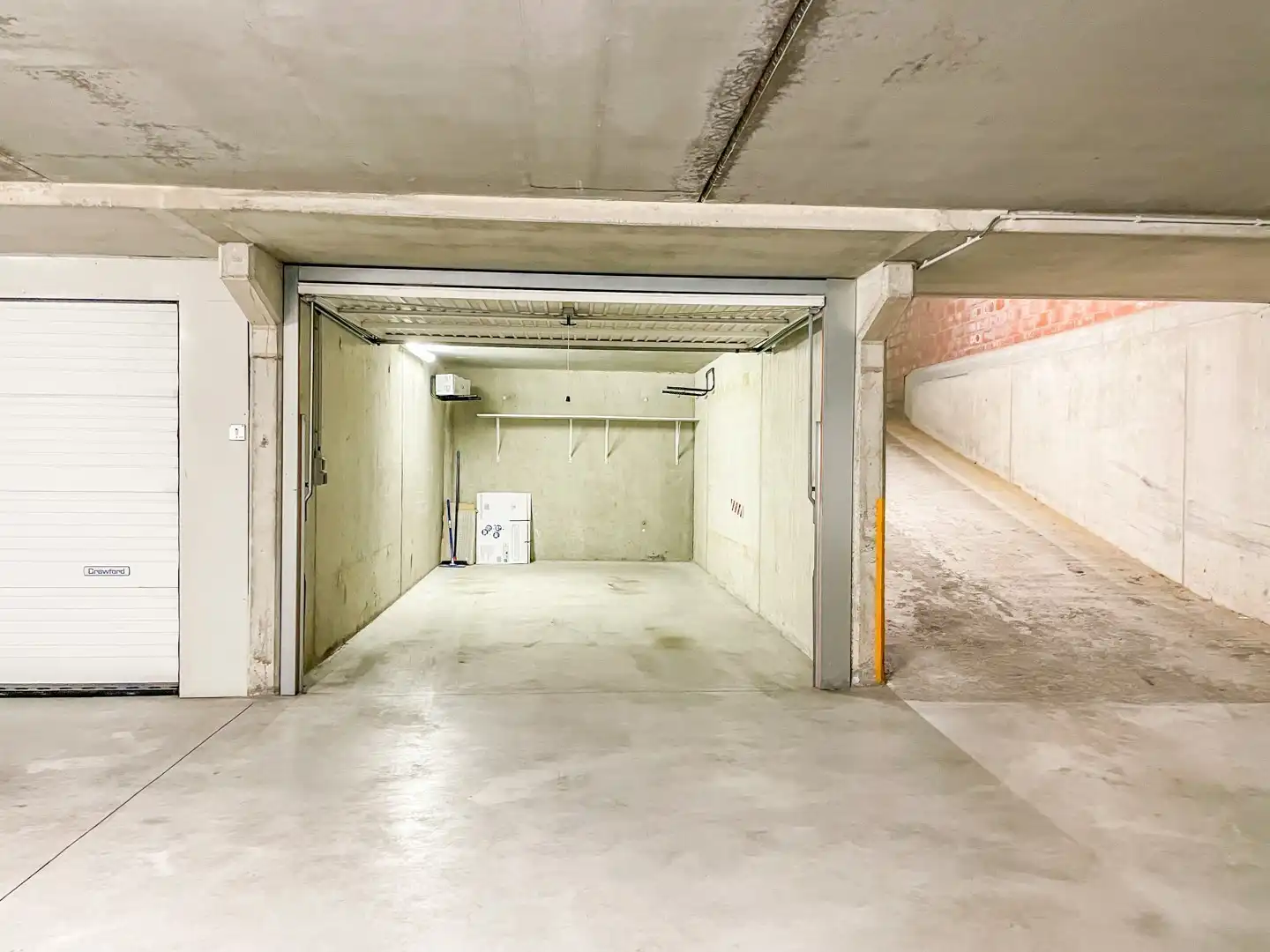 Gemeubeld duplex dakapp. met circa 16 m² terras gelegen in de P. Parmentierlaan op wandelafstand van het Rubensplein en de Zeedijk. foto 20