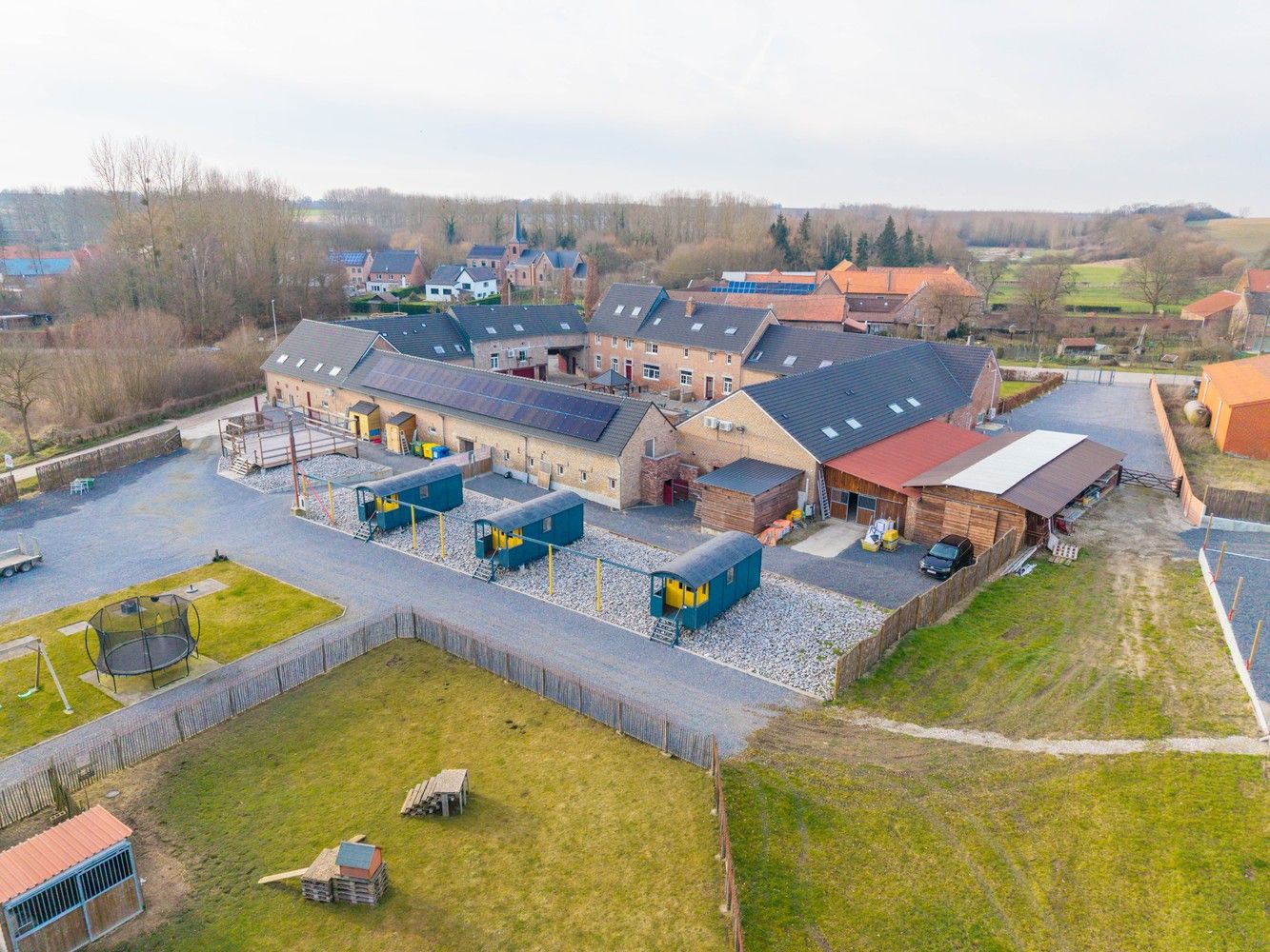 Prachtig gerenoveerde vierkantshoeve (B&B) met wellness te Heers foto 27